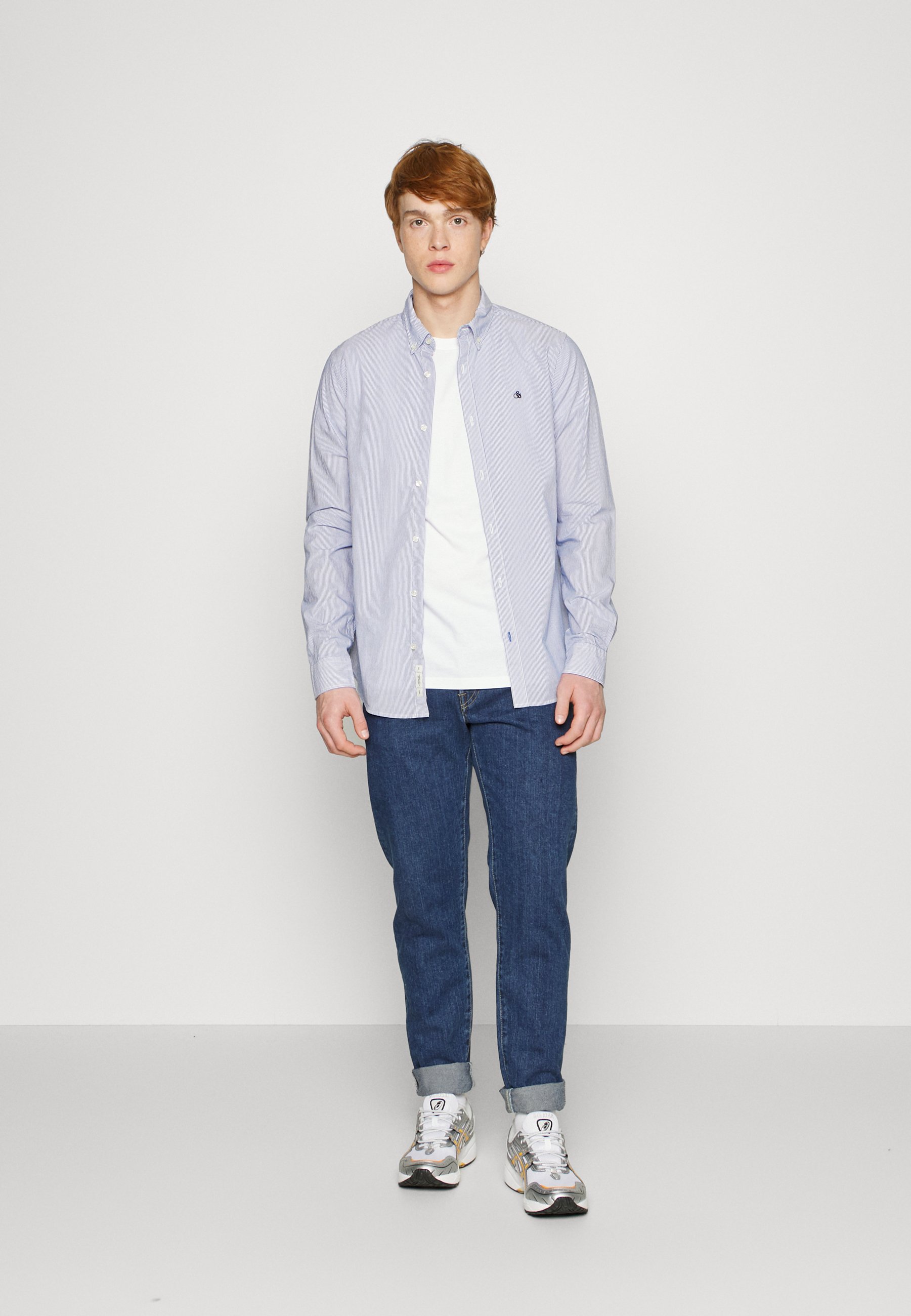 ESSENTIALS SLIM FIT SHIRT - Shirt