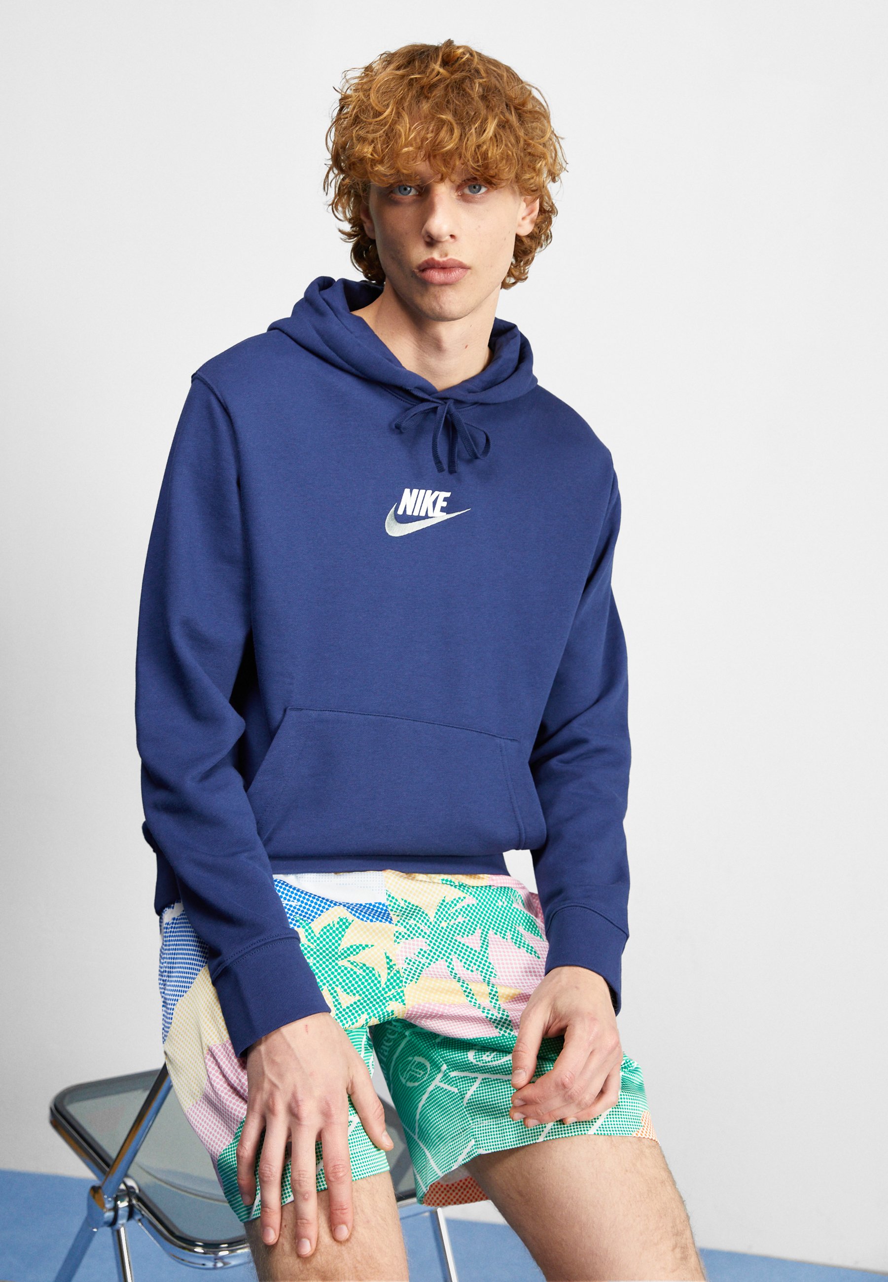 M NK CLUBFT PO HOODIE LBR - Hoodie