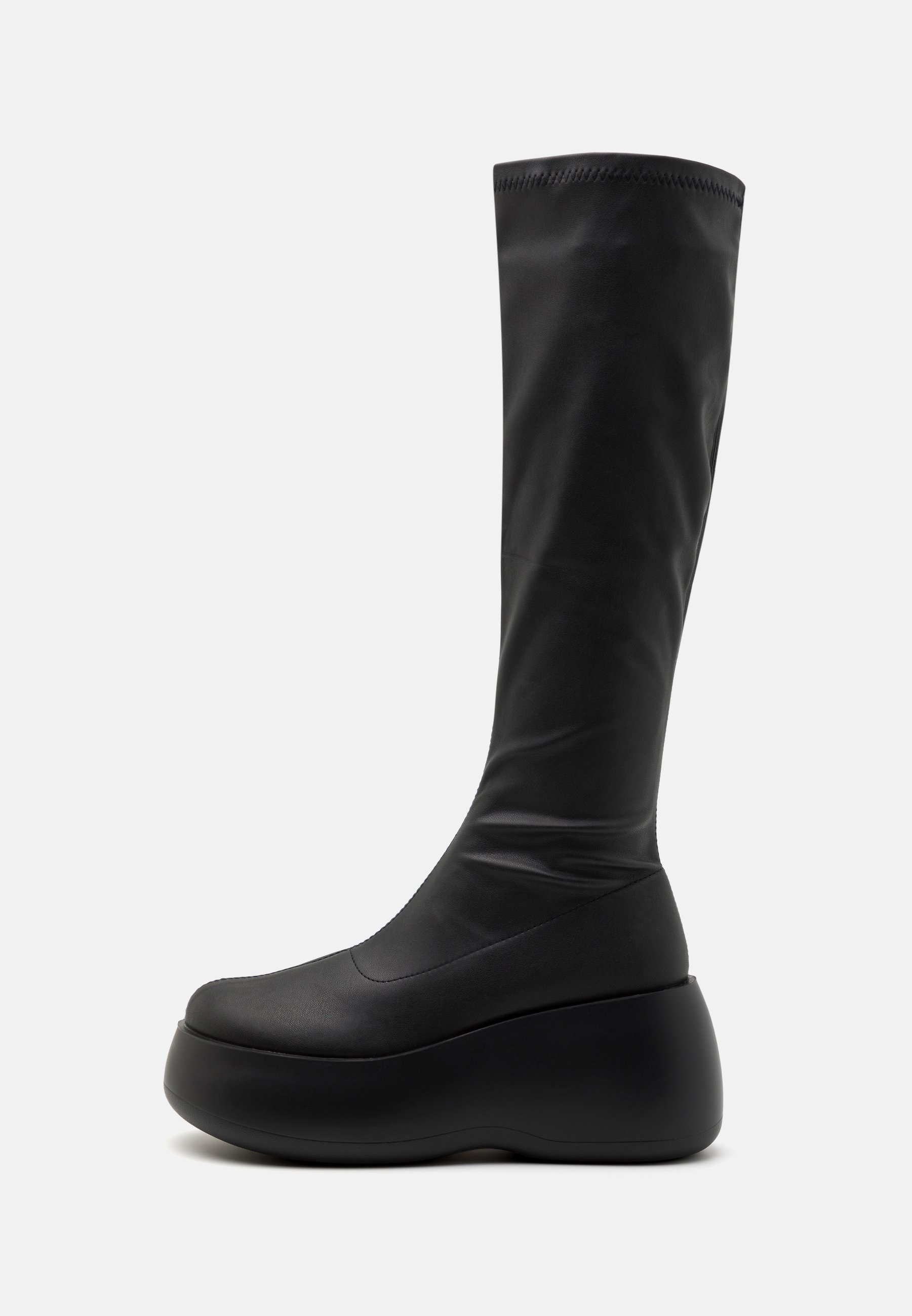 Platform boots