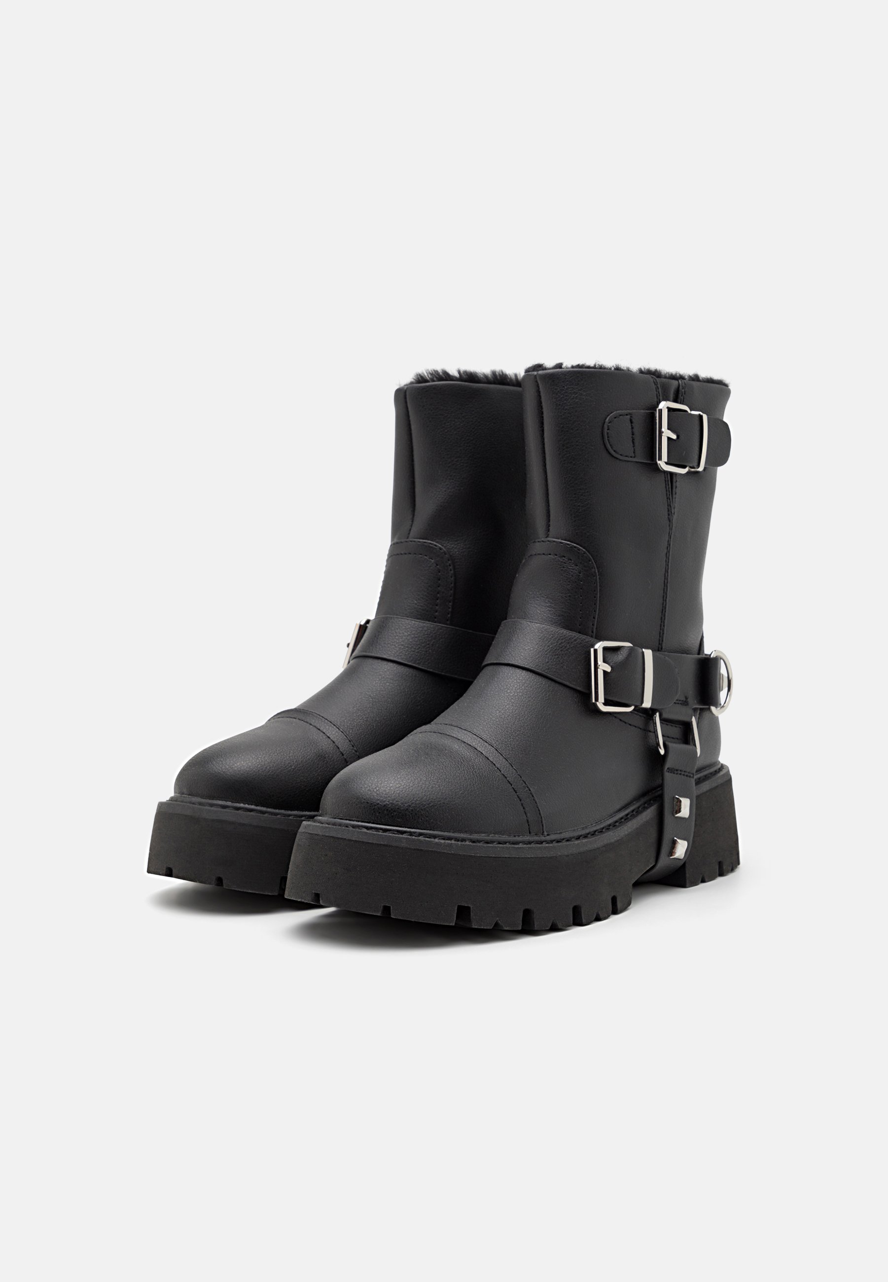 Cowboy/biker ankle boot