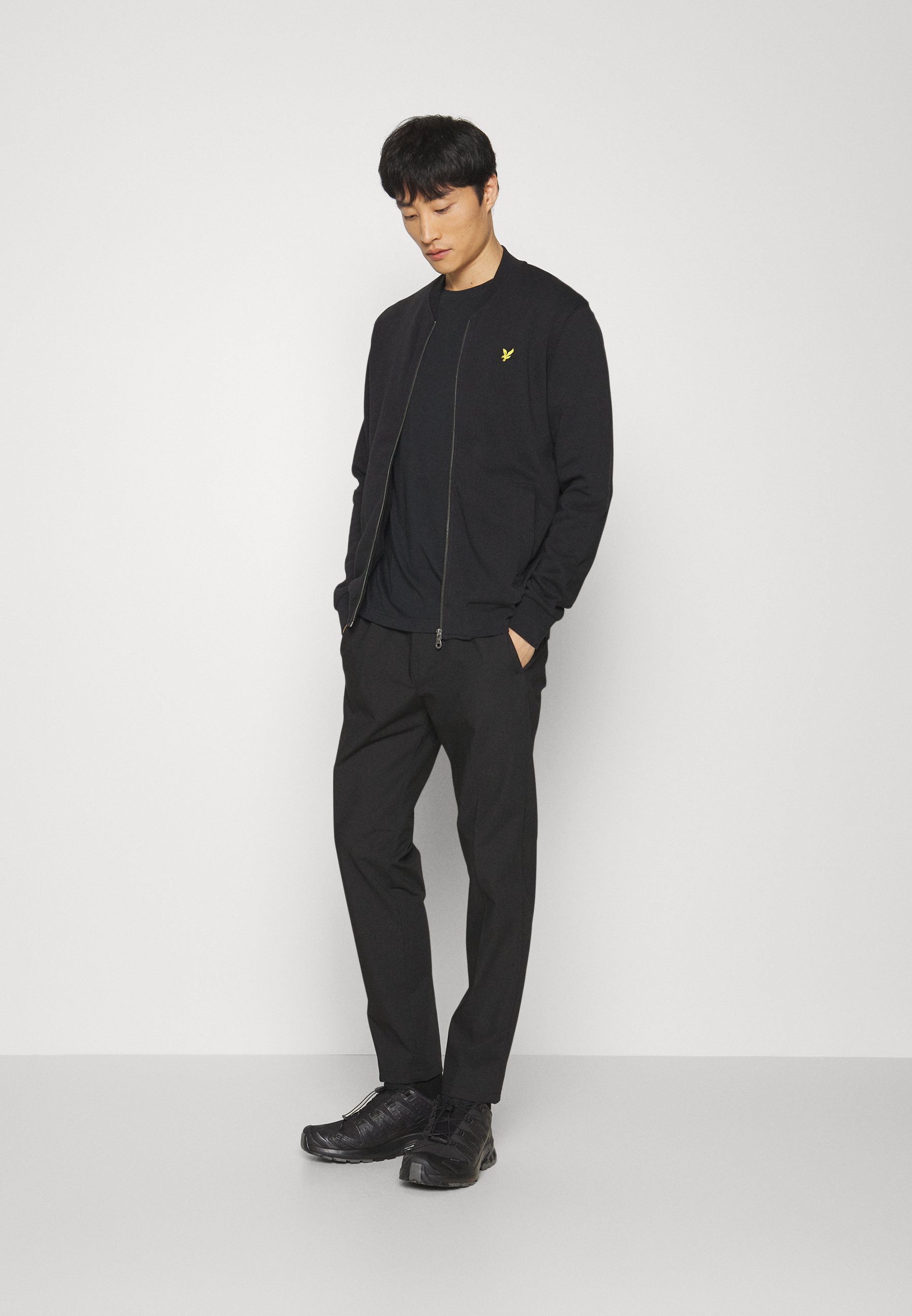 Zip-up sweatshirt