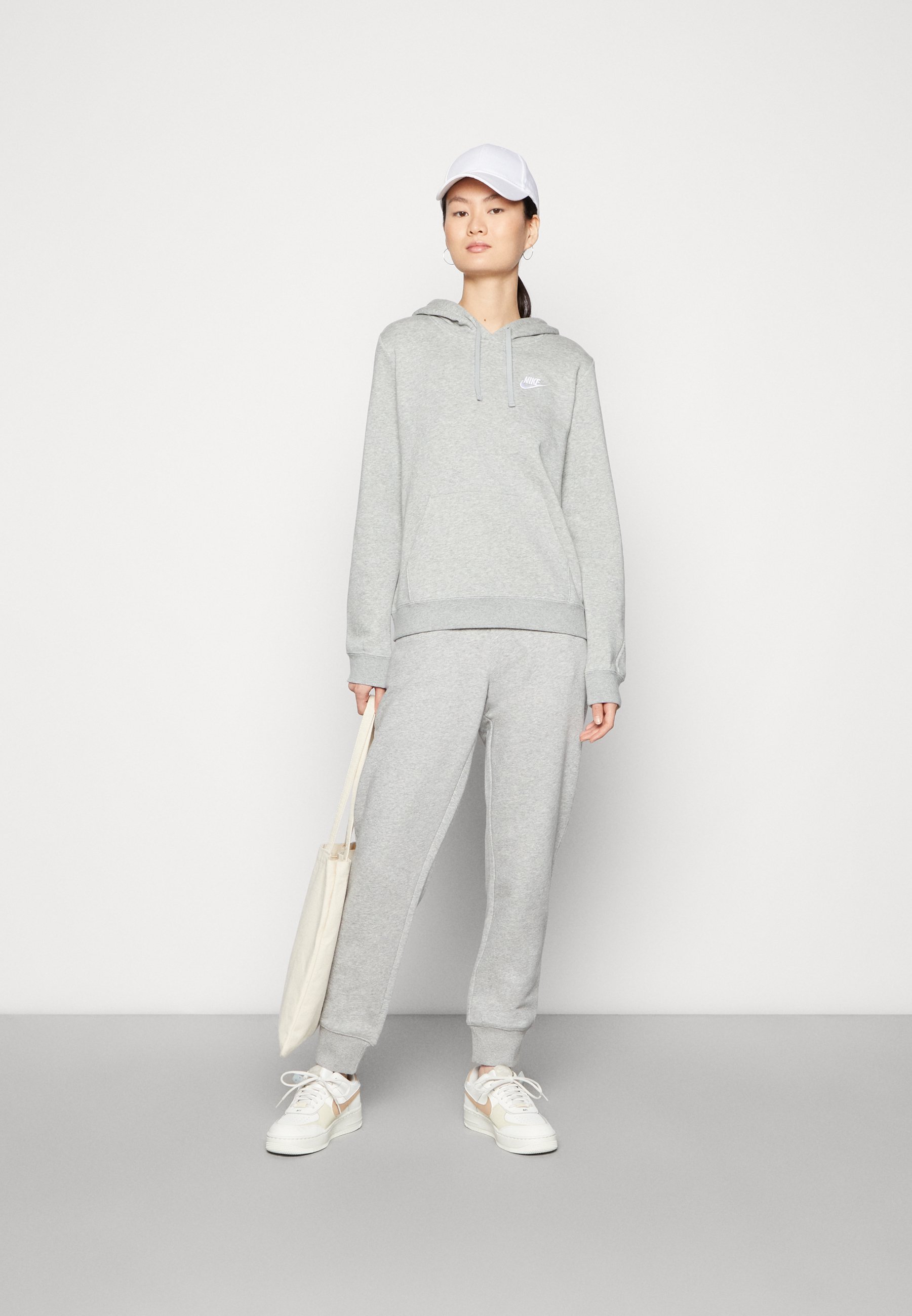 W NSW STYLE FLC HR PANT STD - Tracksuit bottoms