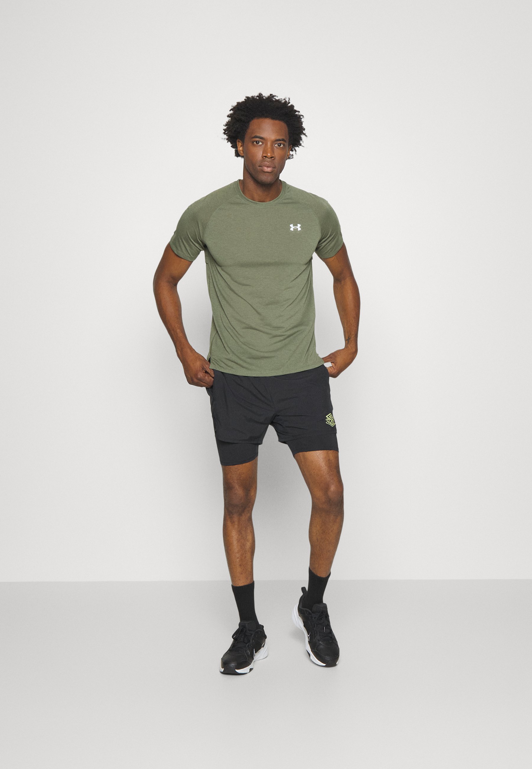 STREAKER - Sports T-shirt