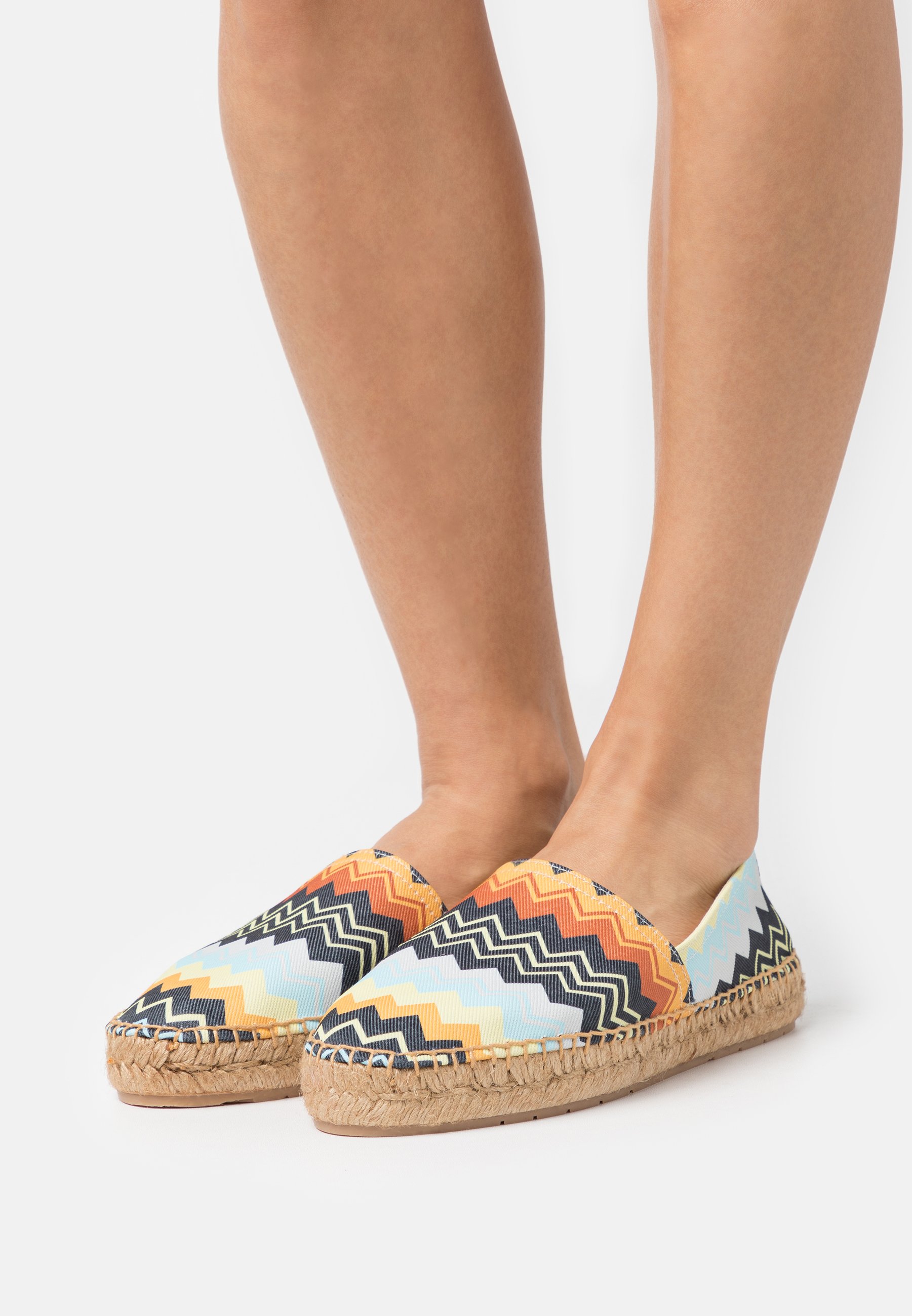 Espadrilles