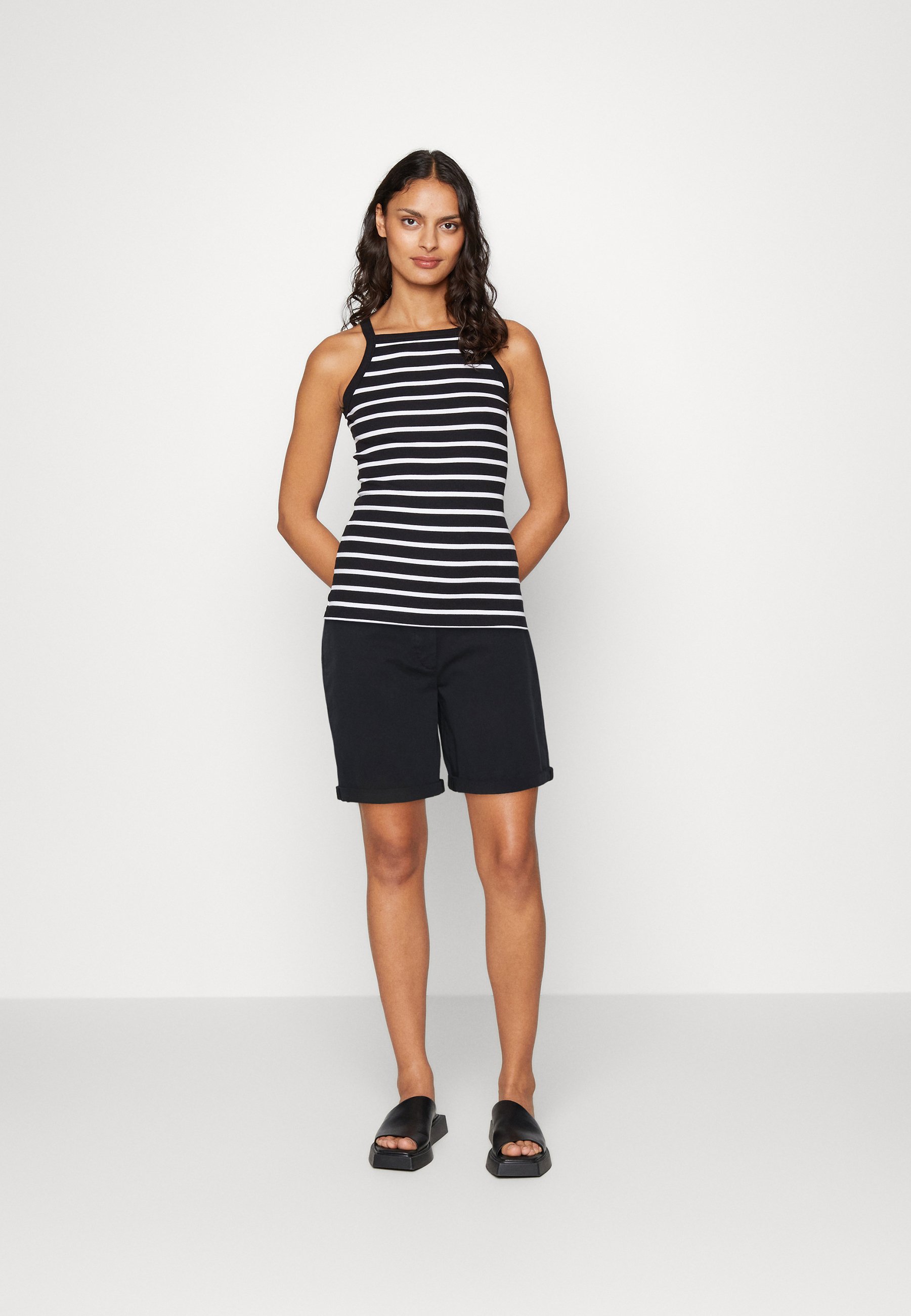 BLEND - Shorts