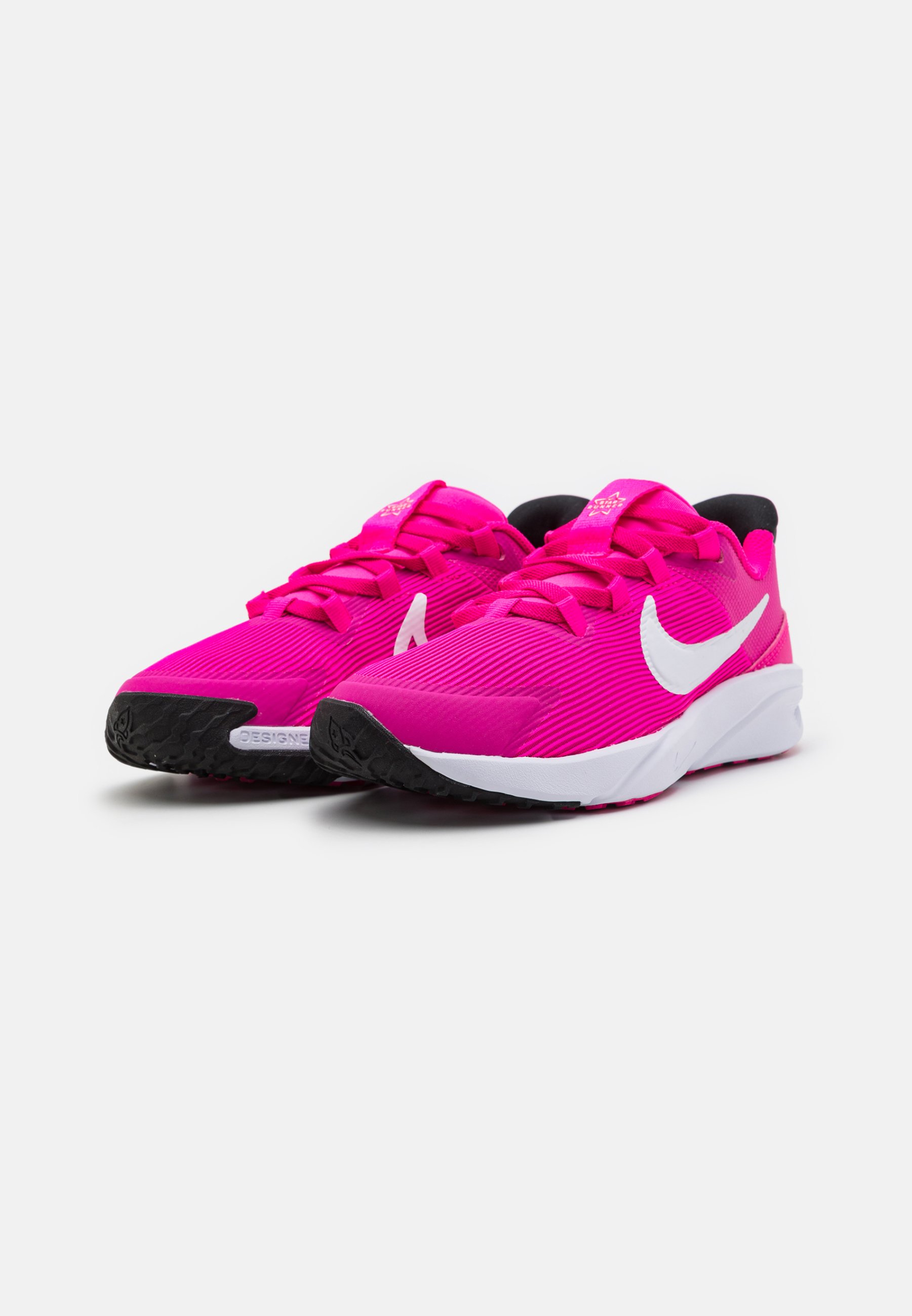 STAR RUNNER 4 UNISEX - Neutral running shoes