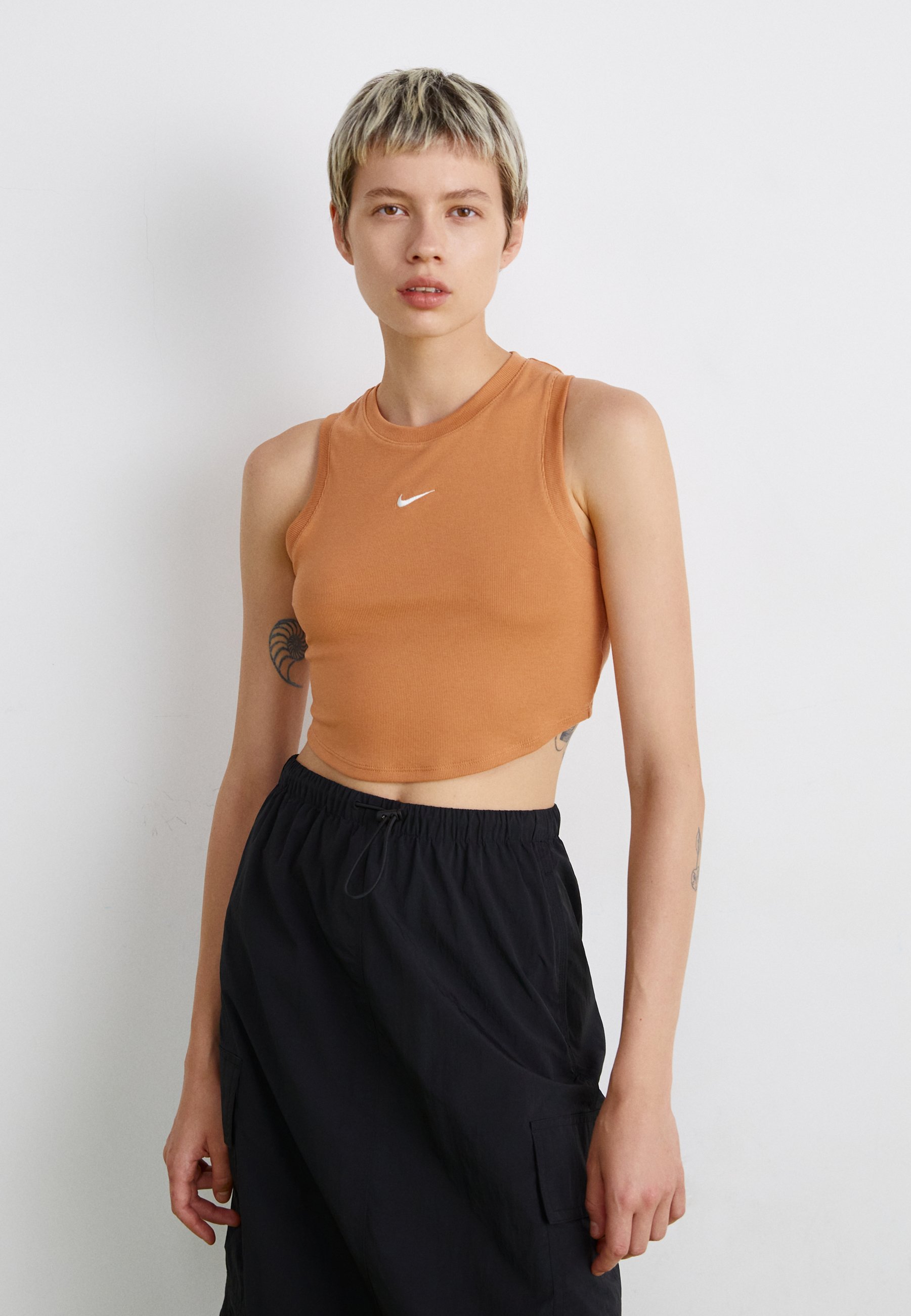 TANK - Top