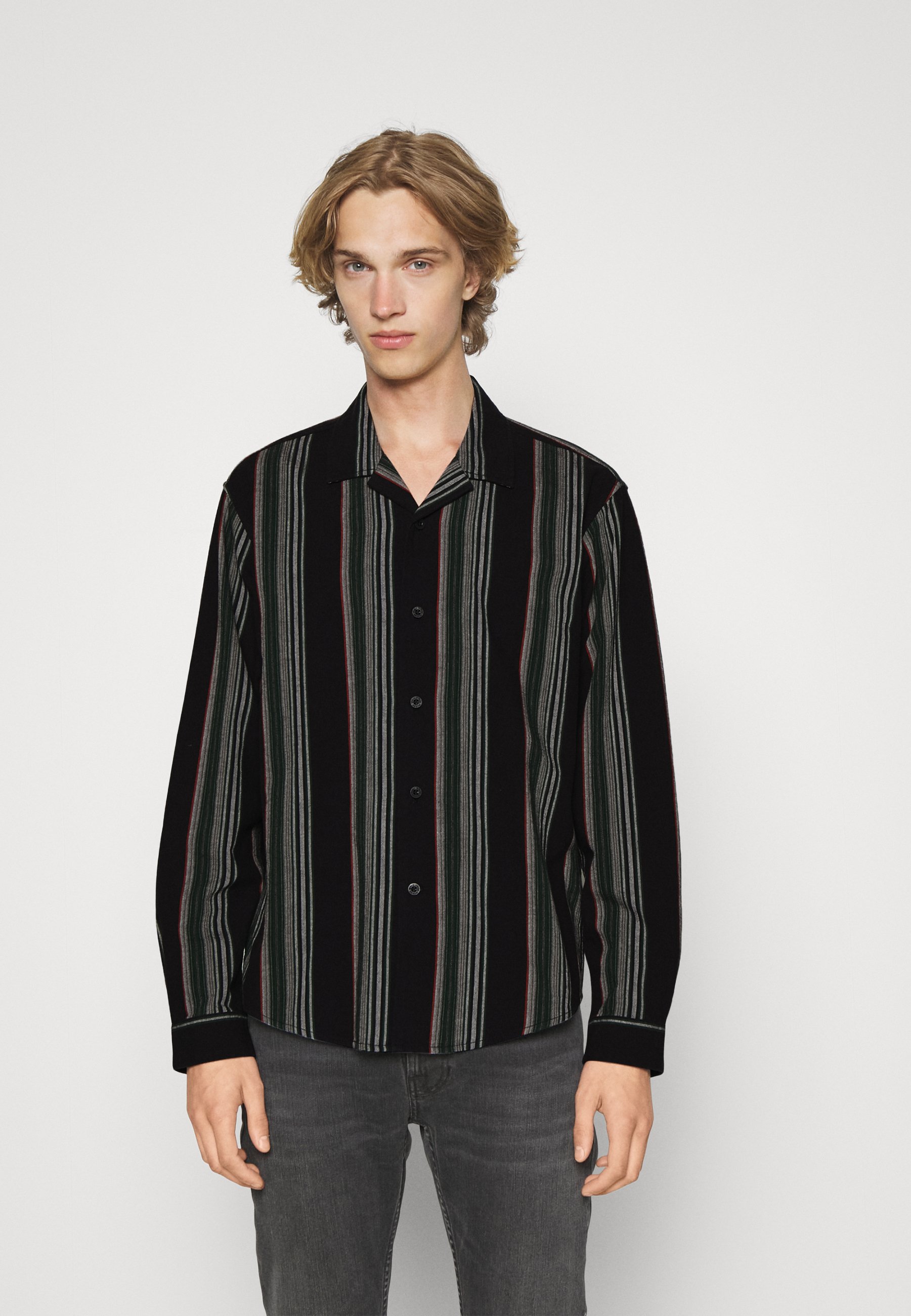 LONGSLEEVE CAMP COLLAR CHEST POCKET REGULAR - Shirt