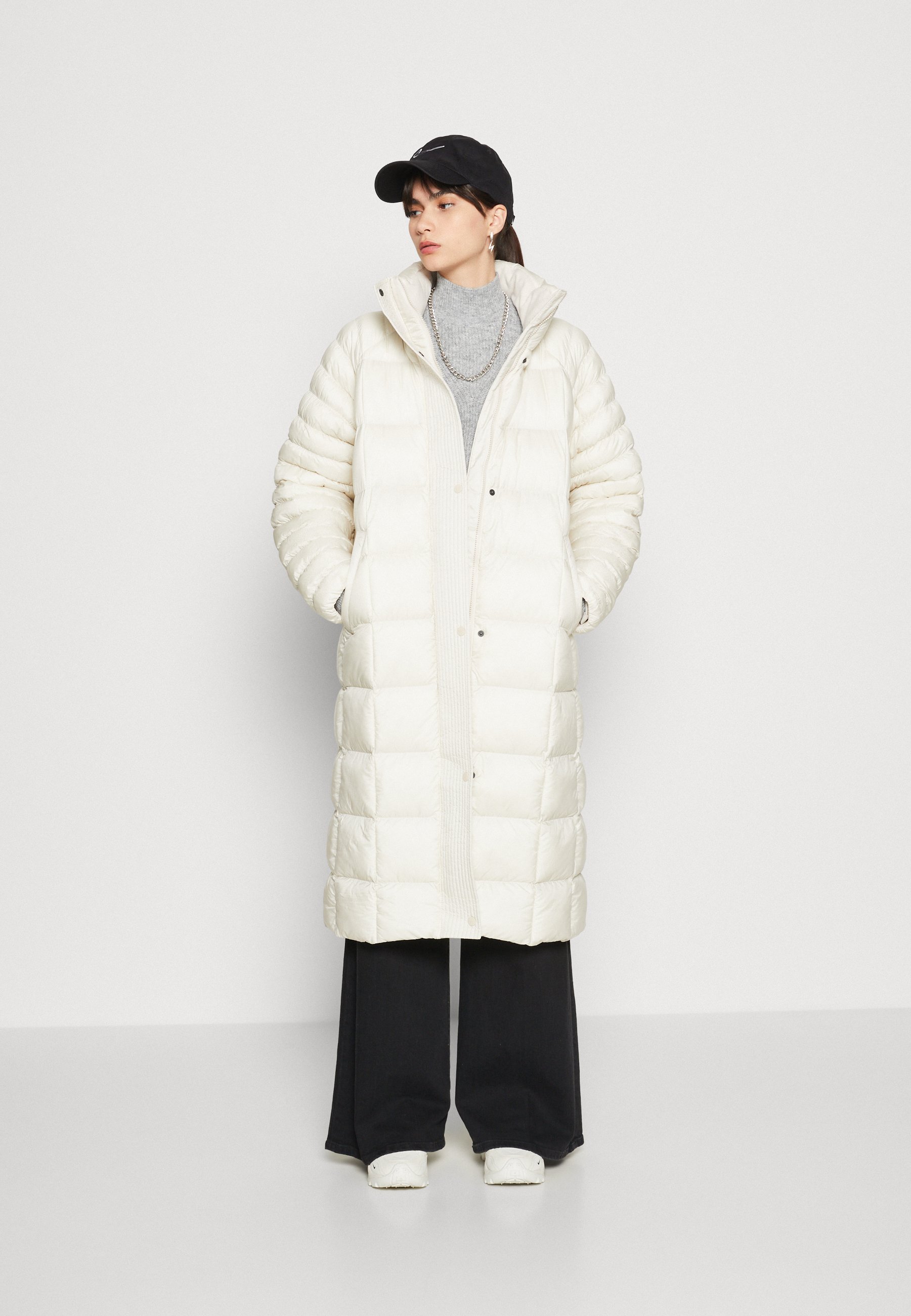 W NSW ESSNTL PRIMA PKA - Winter coat