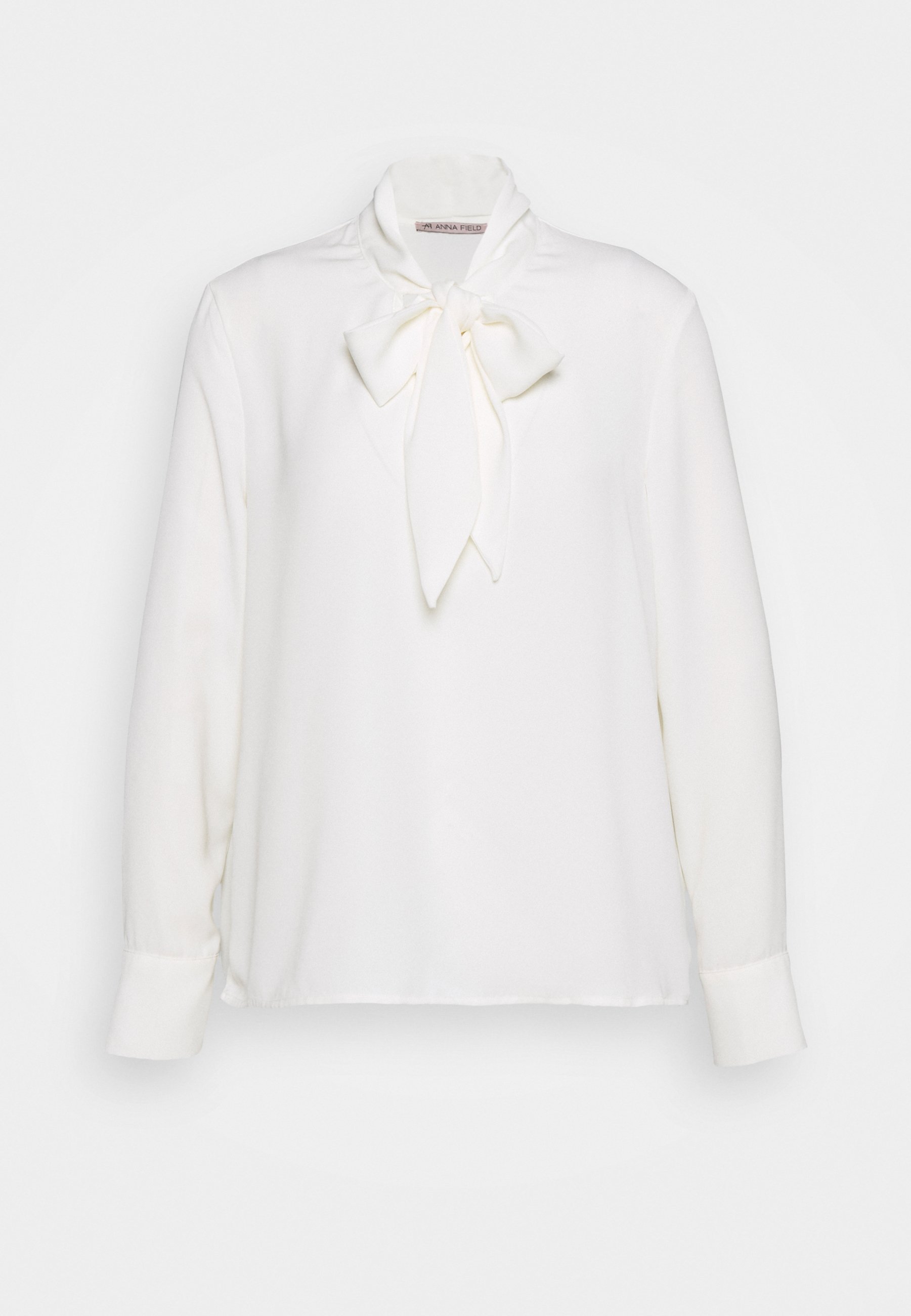 Long sleeved top