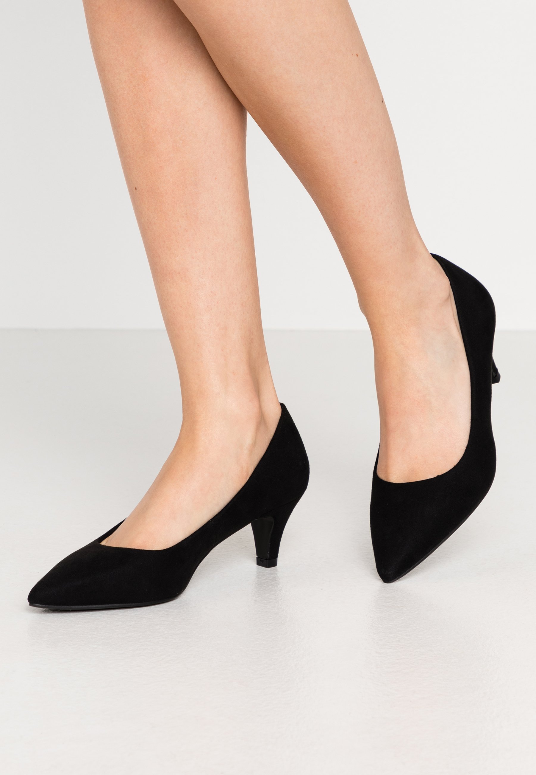 Classic heels