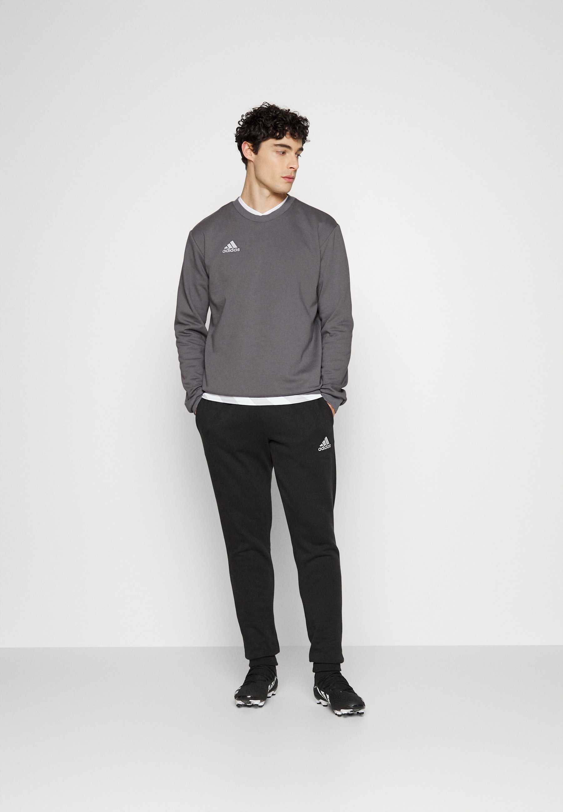 ENTRADA- Sweatshirt