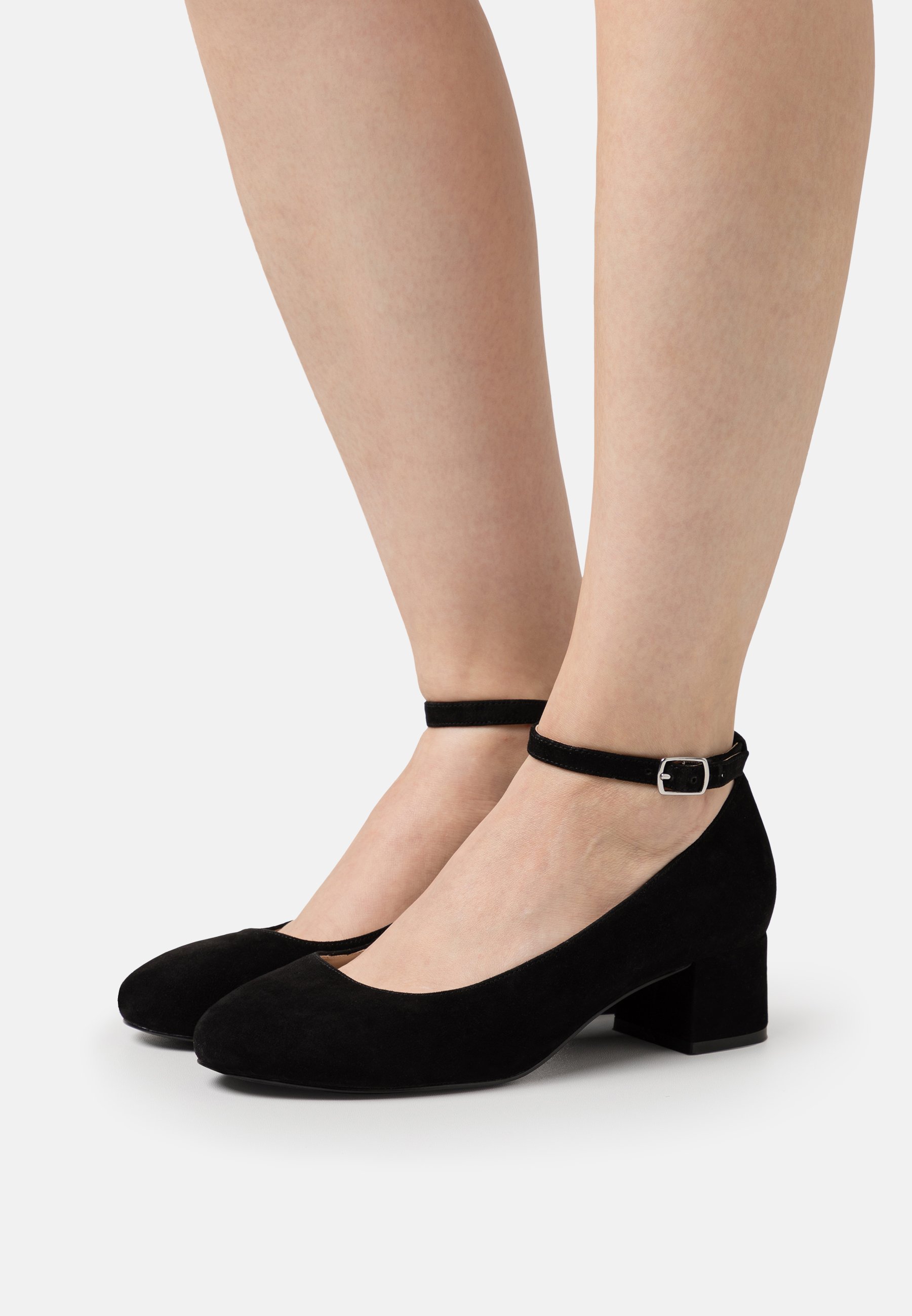 LEATHER- Classic heels