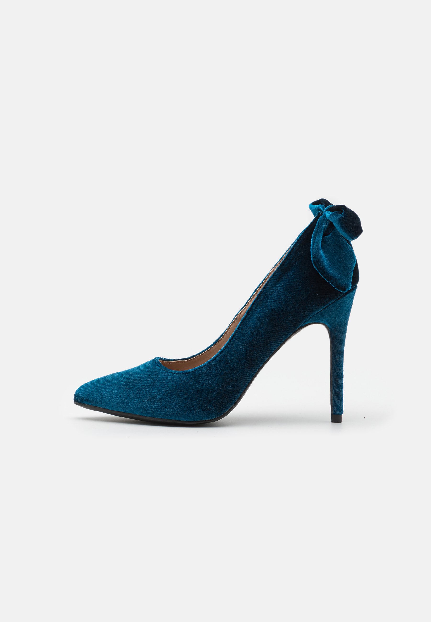 Classic heels