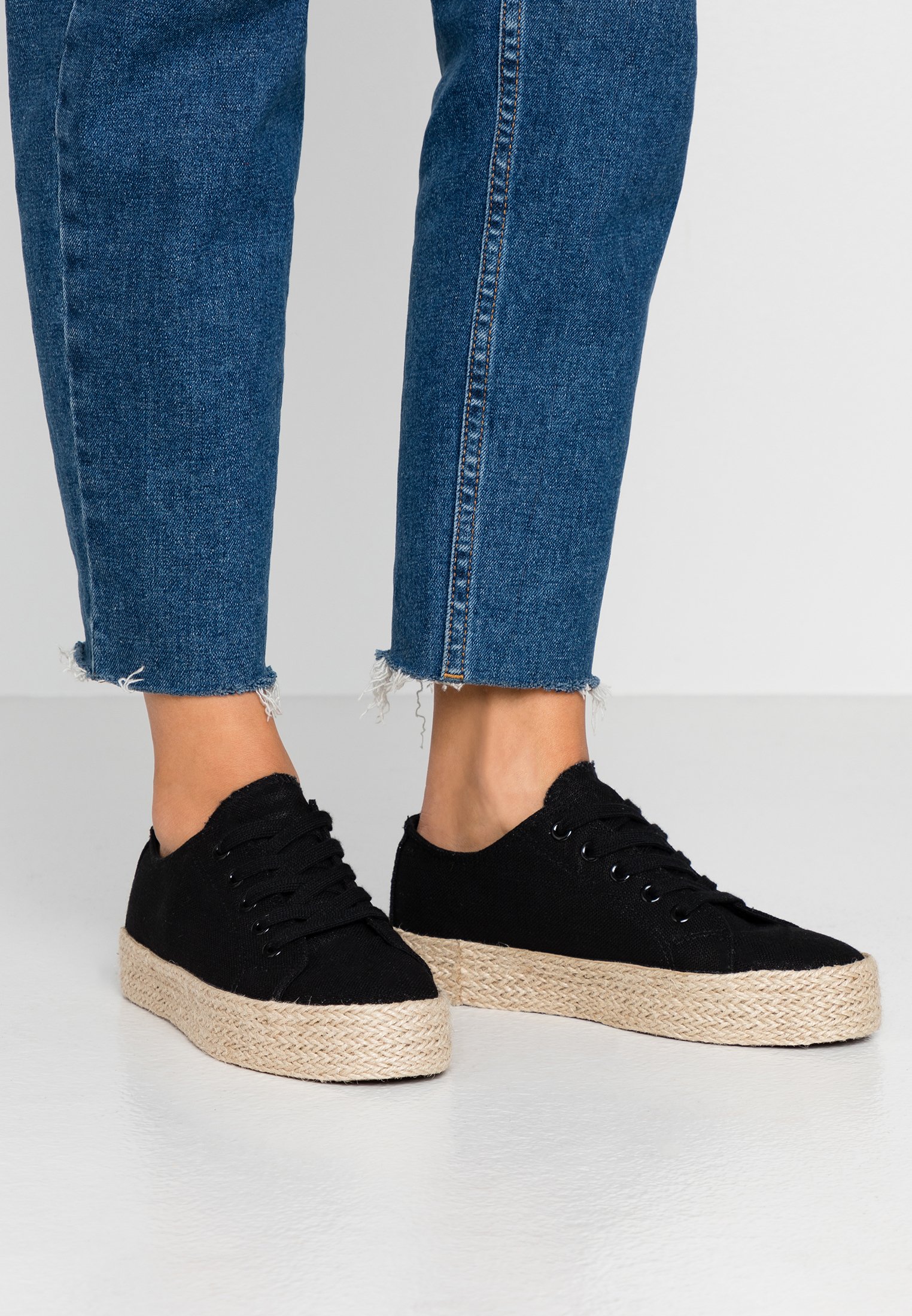 Espadrilles