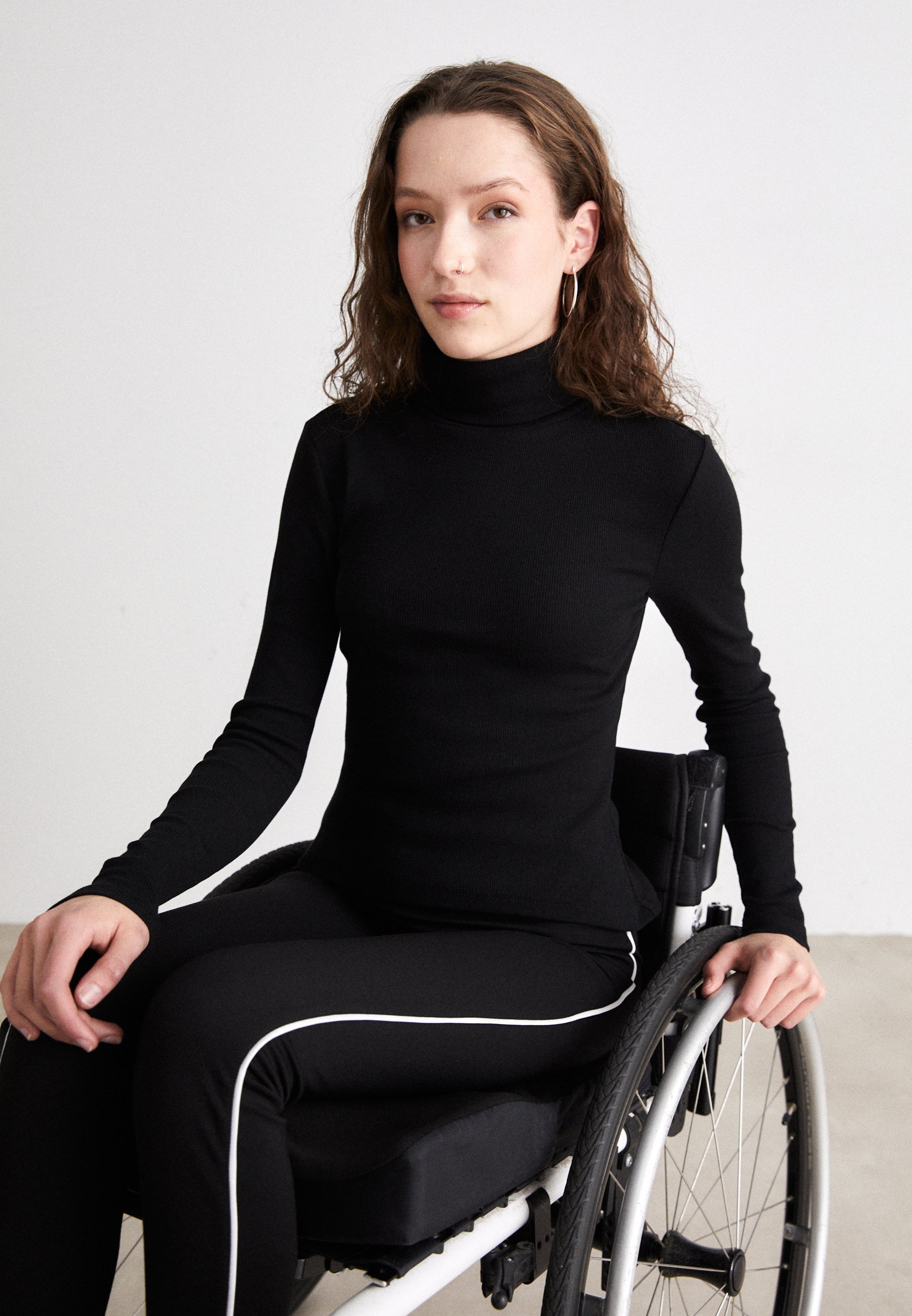 Long sleeved top