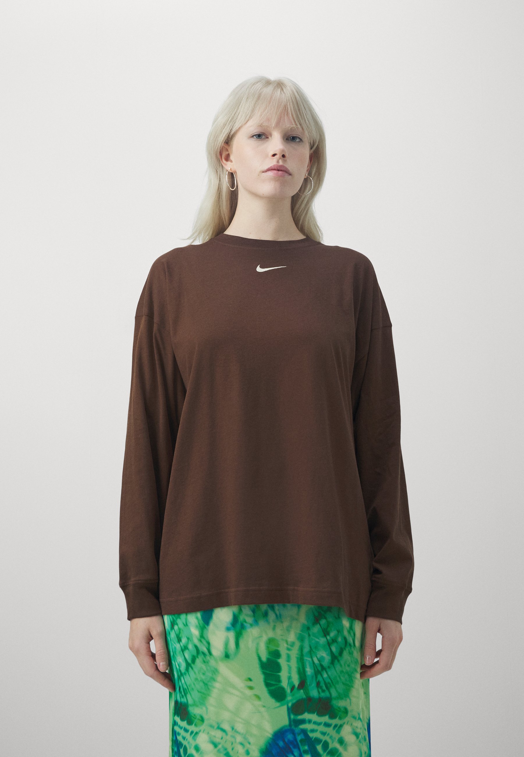 Long sleeved top