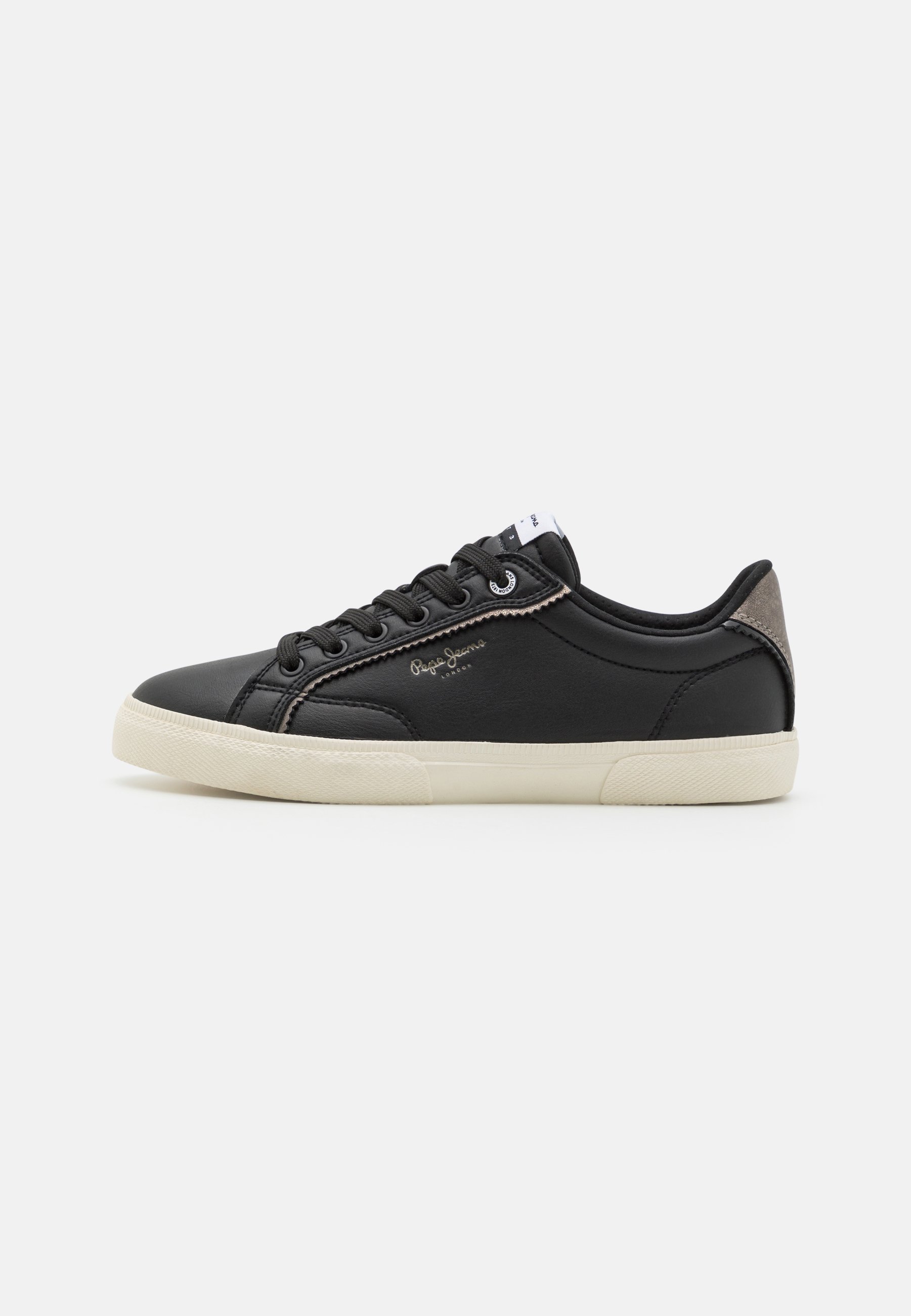 KENTON YUSTY- Trainers