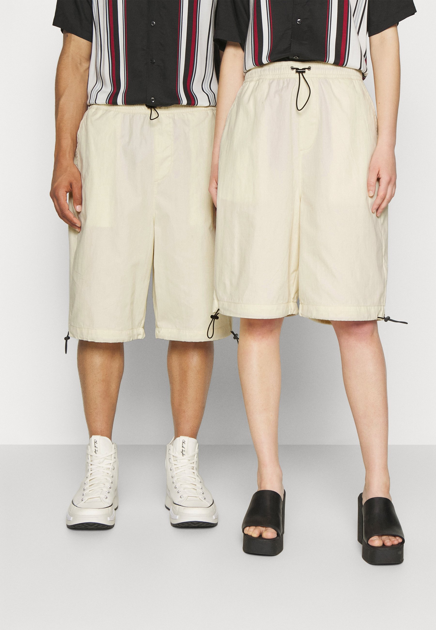 GENDERLESS PARACHUTE - Shorts