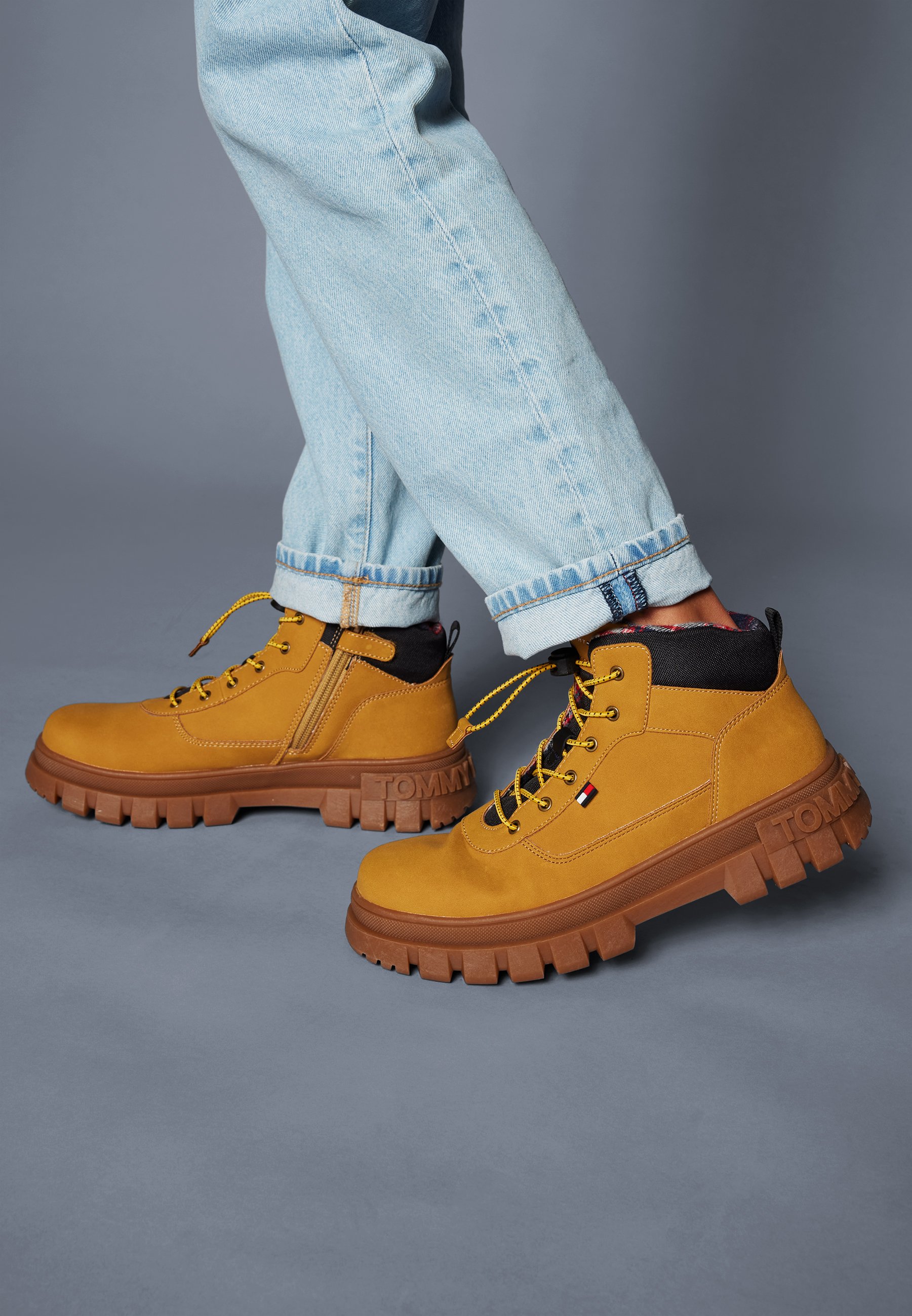 UNISEX - Baby shoes