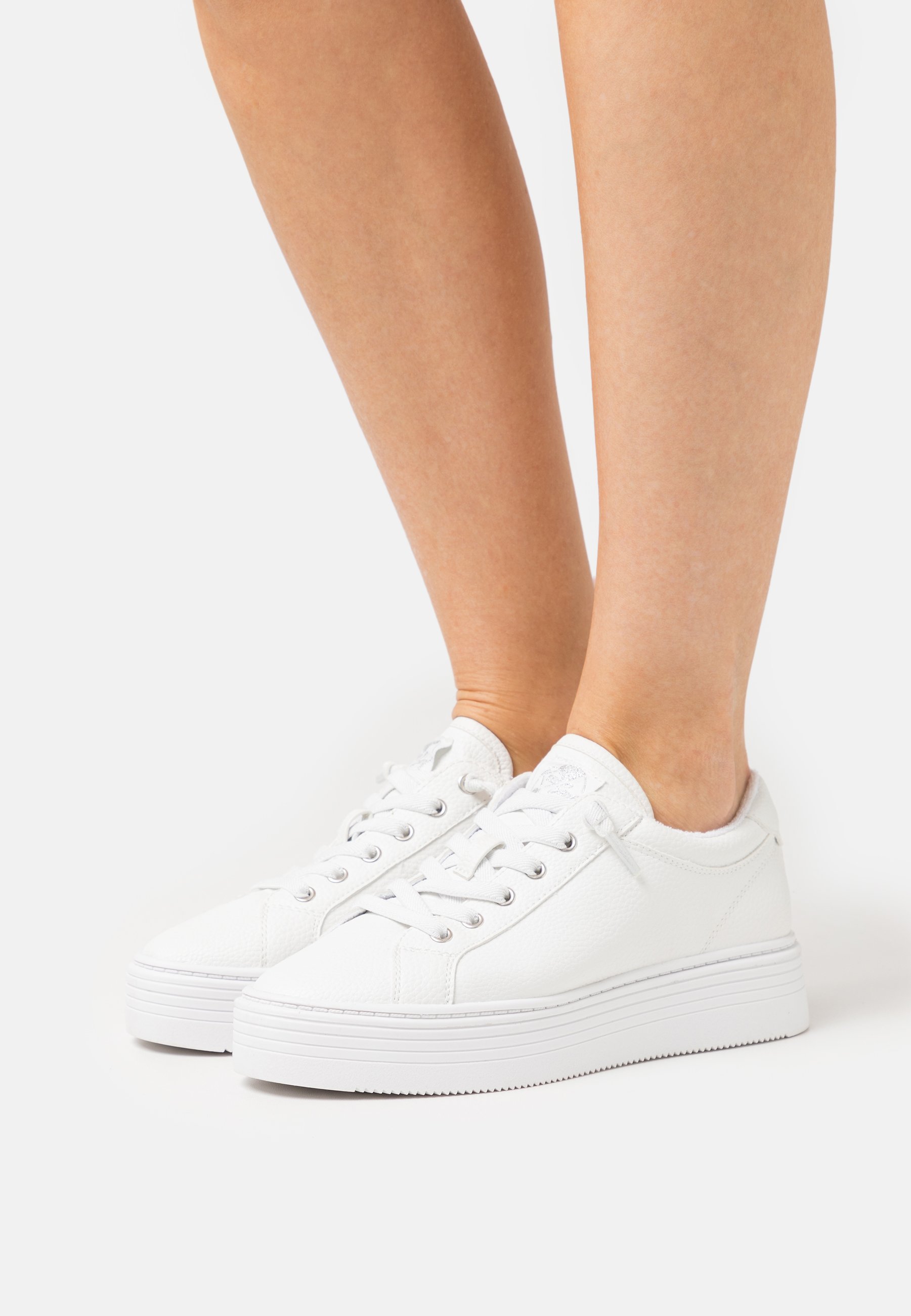 SHEILAHH 2.0 - Trainers