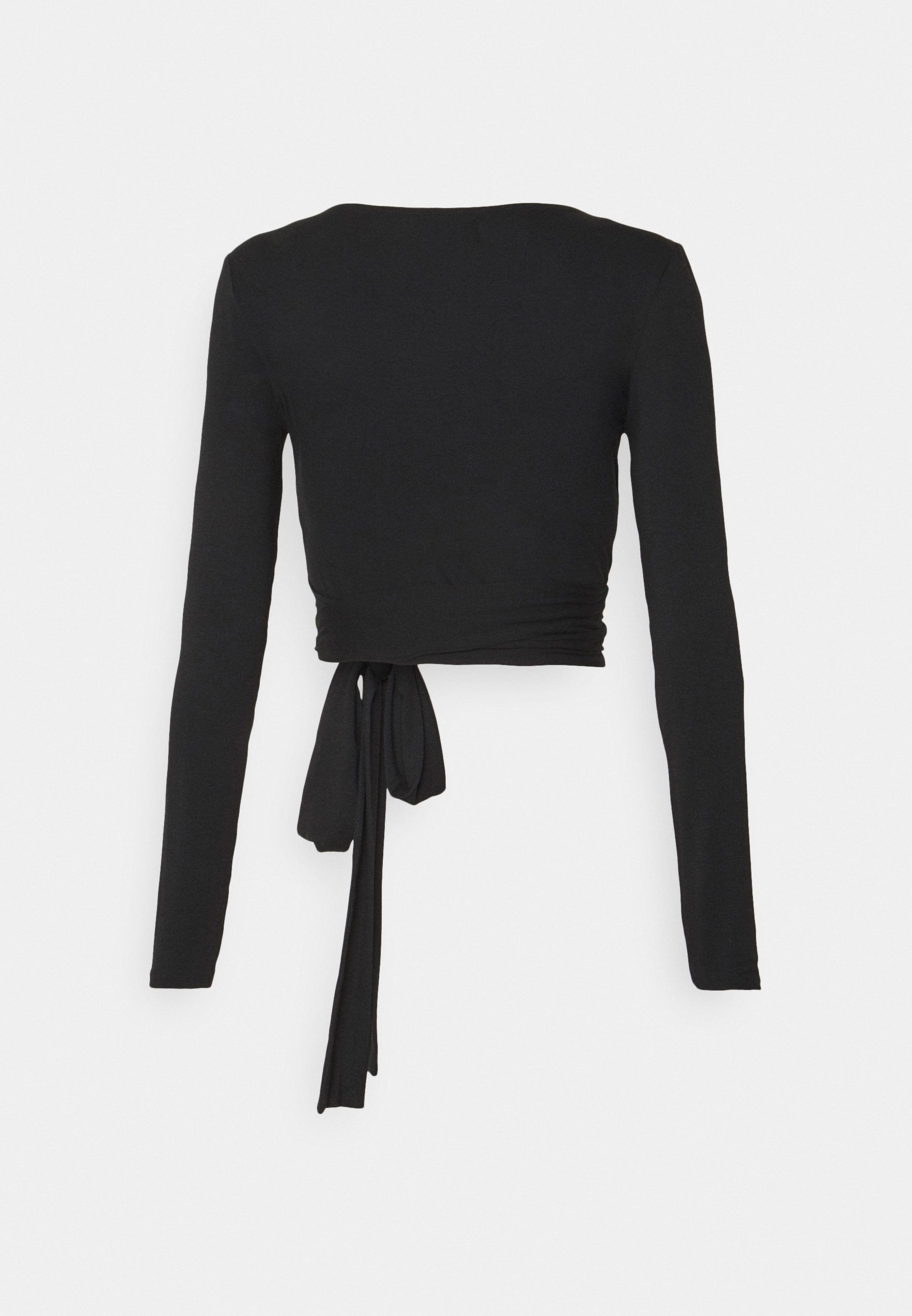 Long sleeved top
