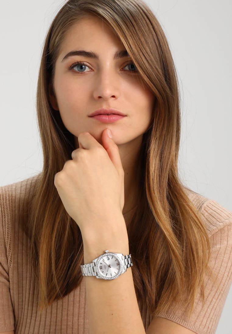 SCARLETTE - Watch