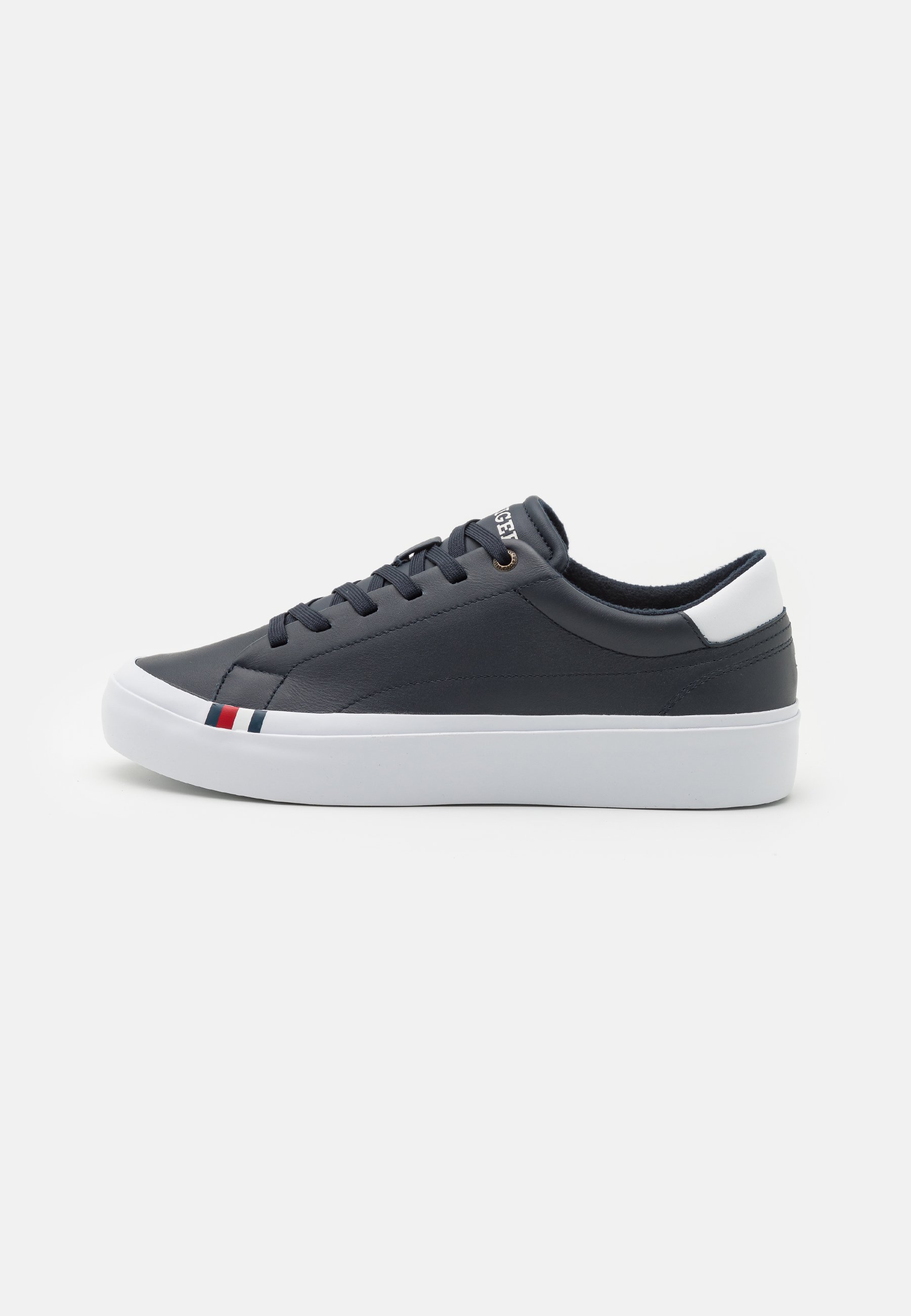 MODERN - Trainers