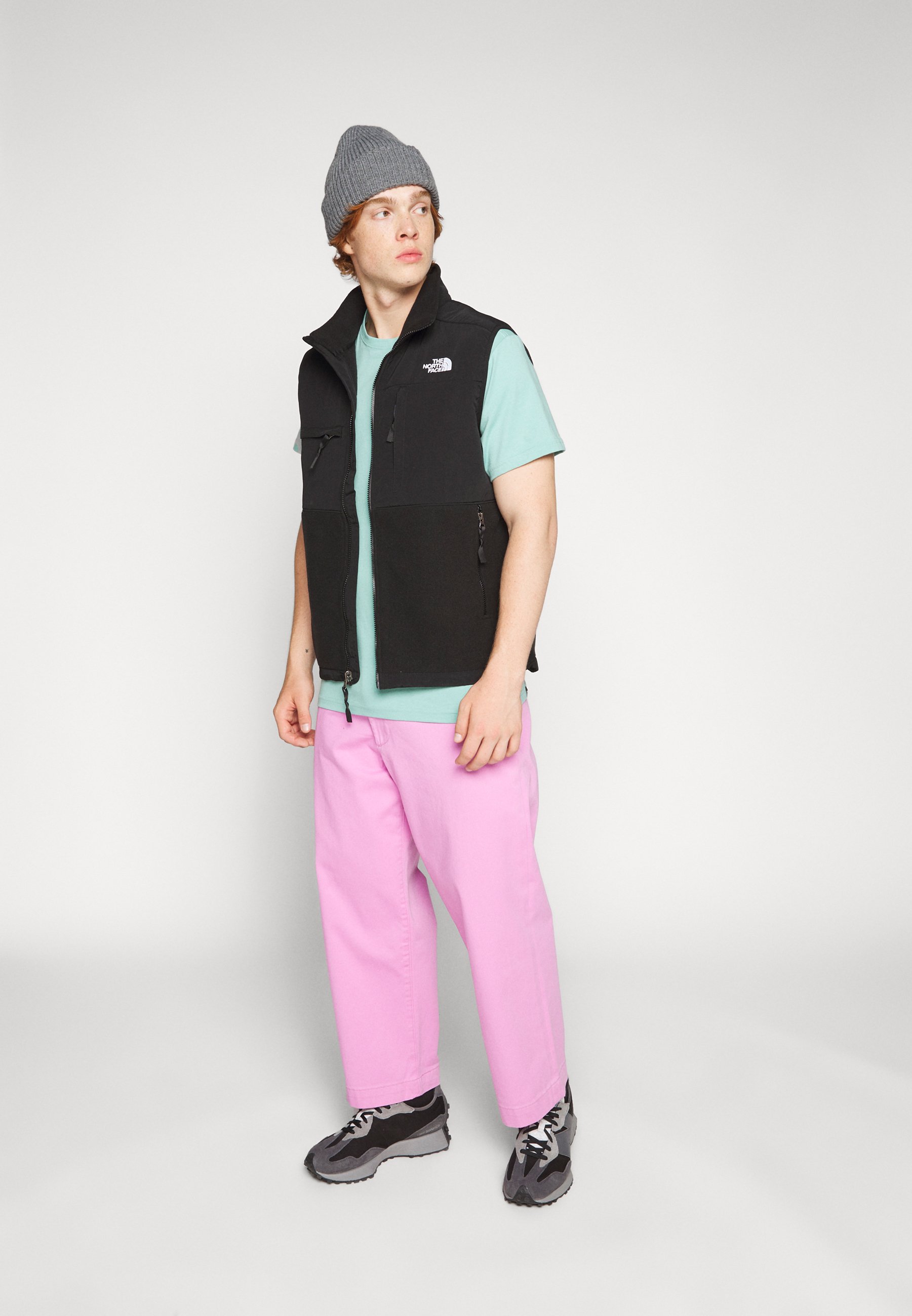 DENALI VEST - Waistcoat -black