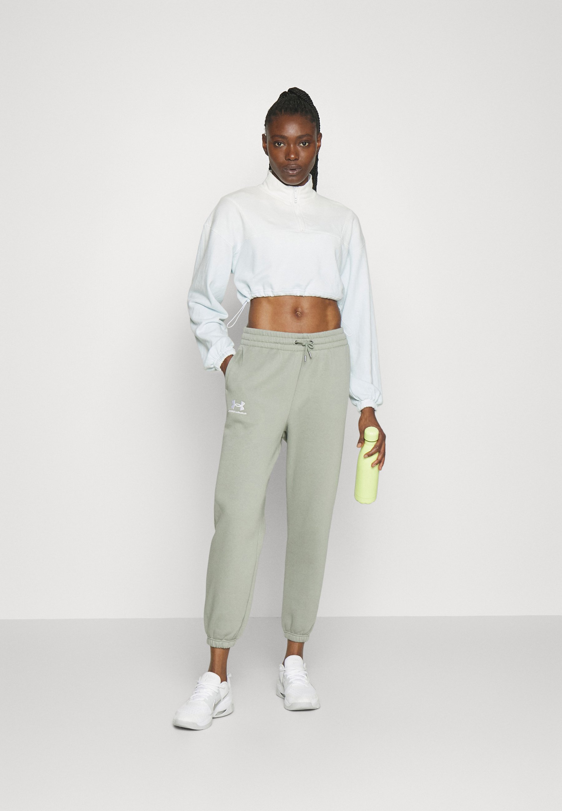 ESSENTIAL JOGGERS - Tracksuit bottoms