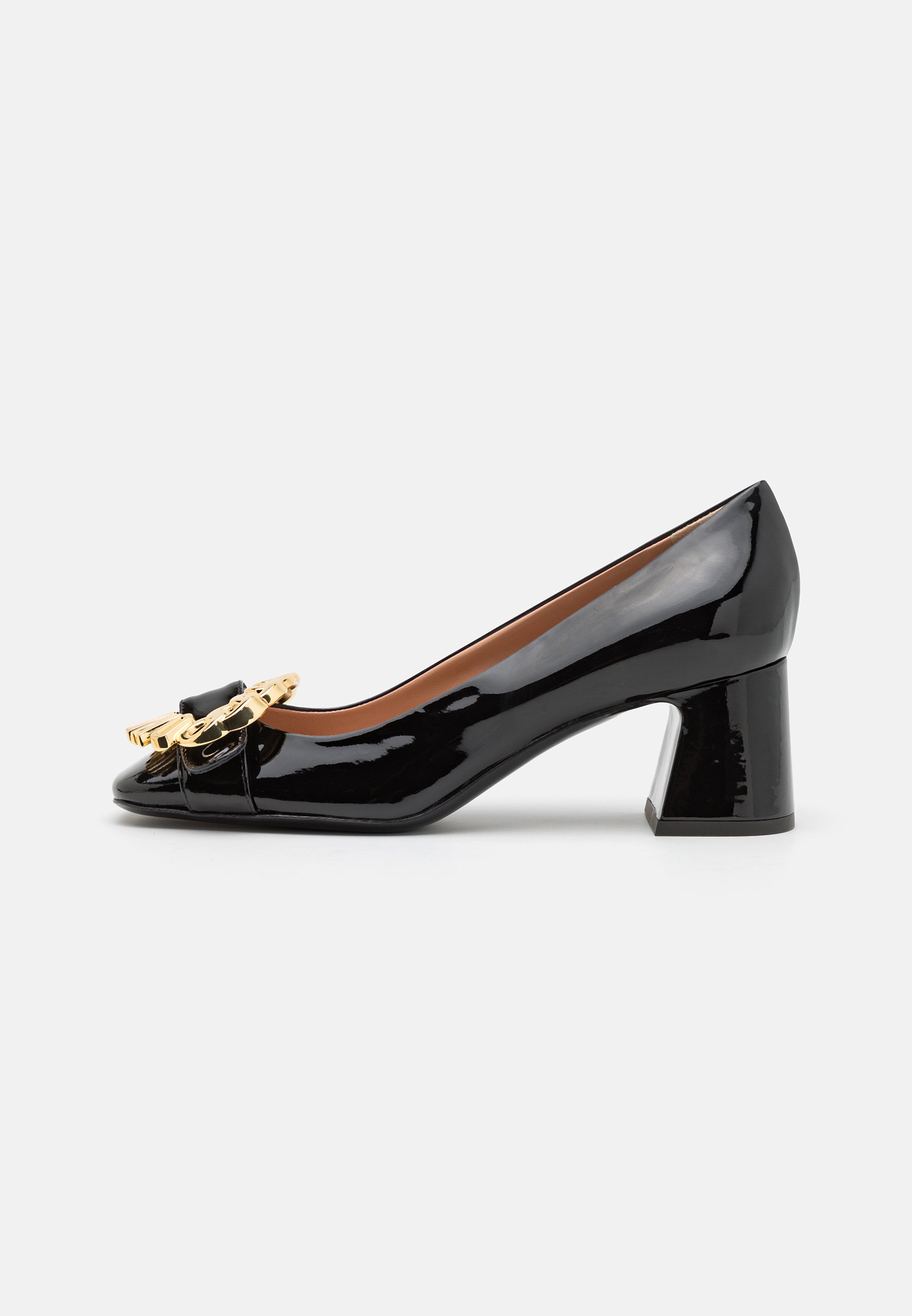 Classic heels