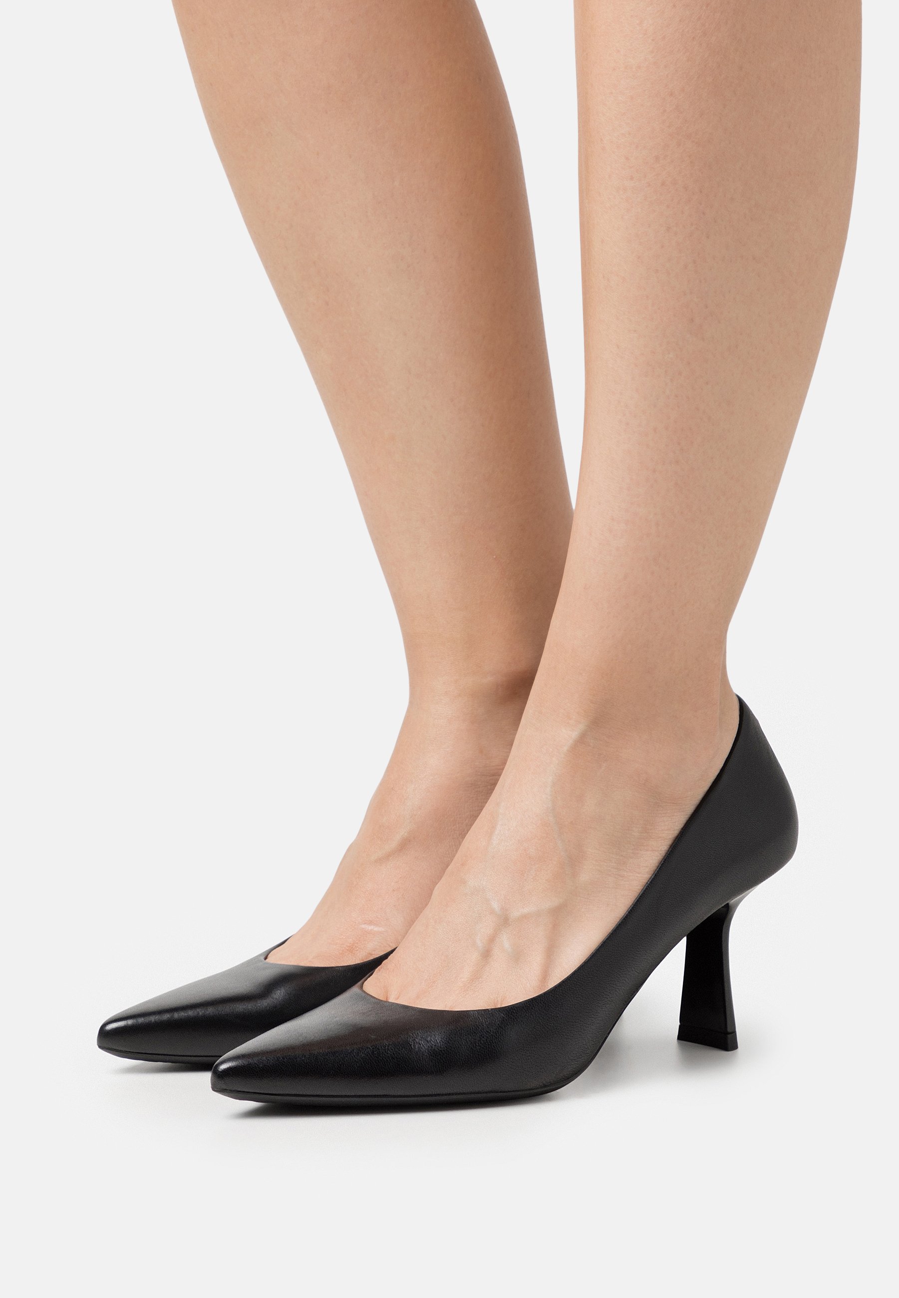 ALEXIS- Classic heels