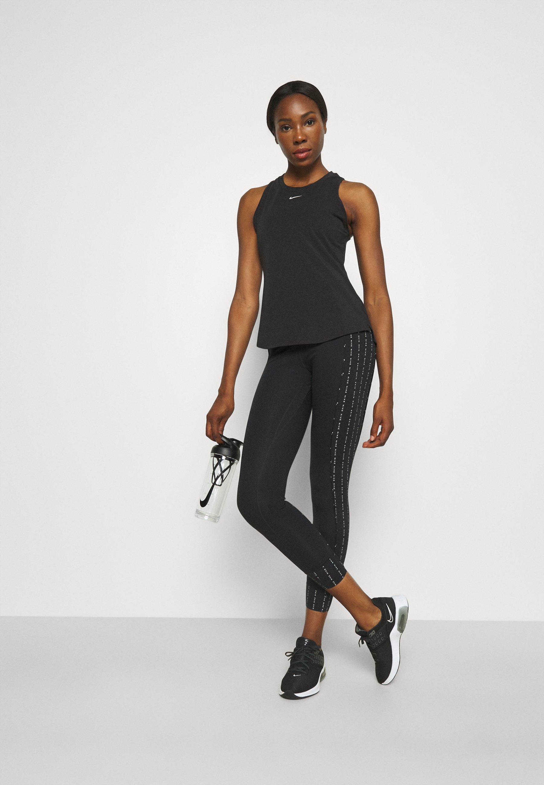 ONE LUXE TANK - Top