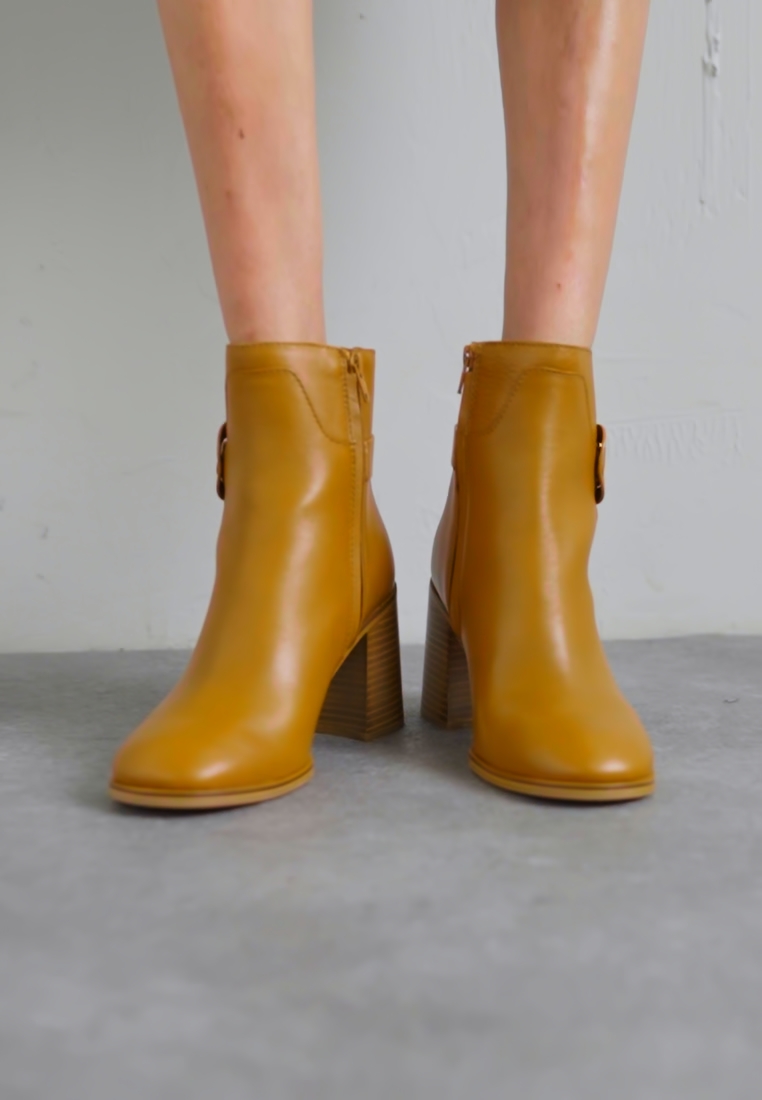 CHANY - High heeled ankle boots