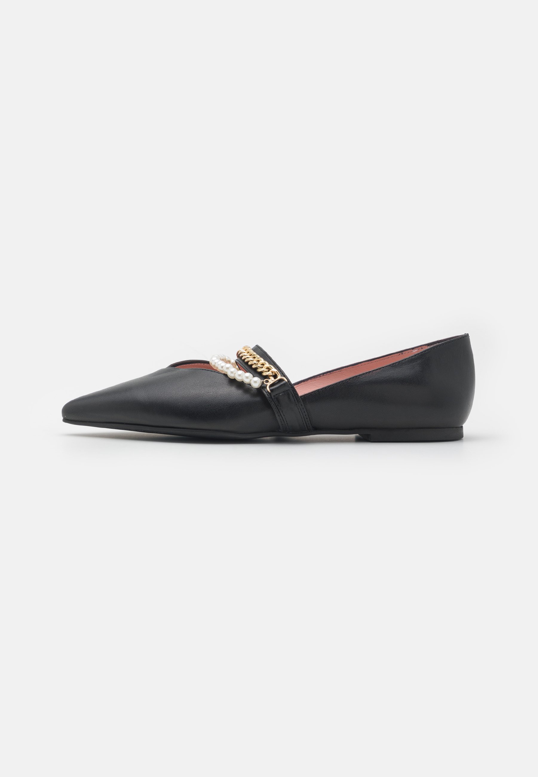 Ankle strap ballet pumps