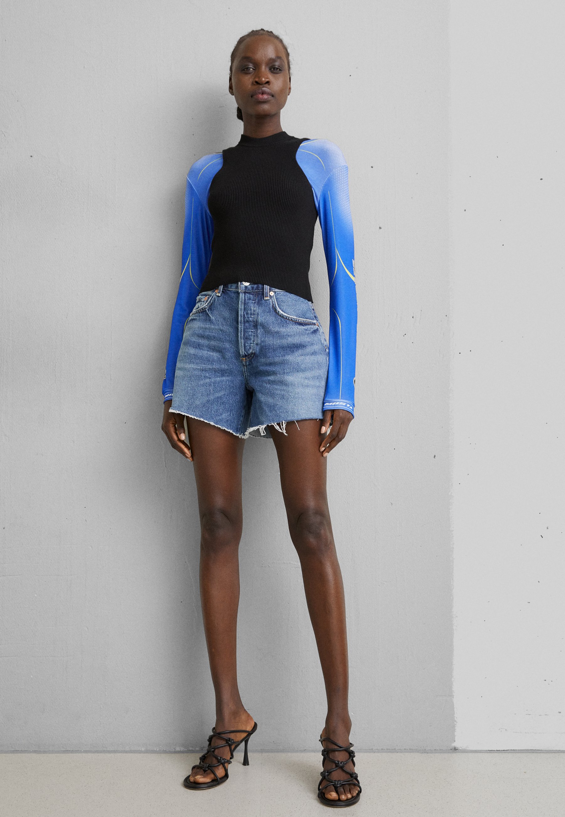 ANNABELLE LONG - Denim shorts