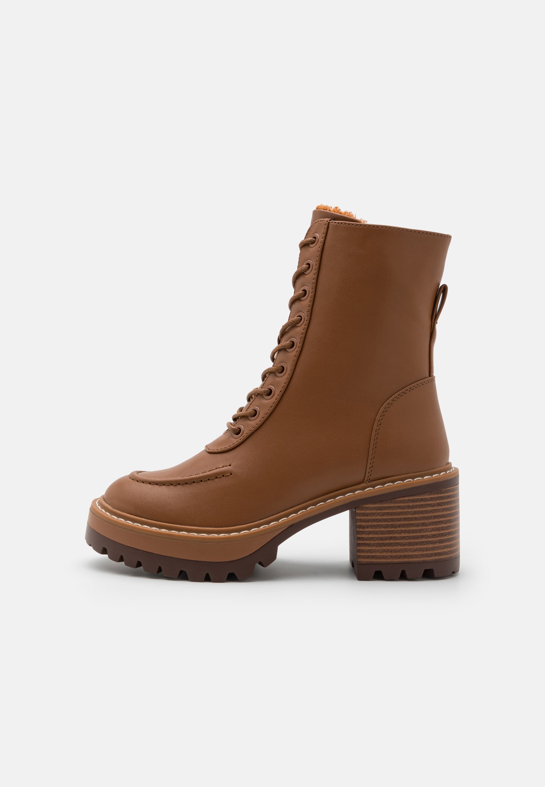 Platform ankle boots