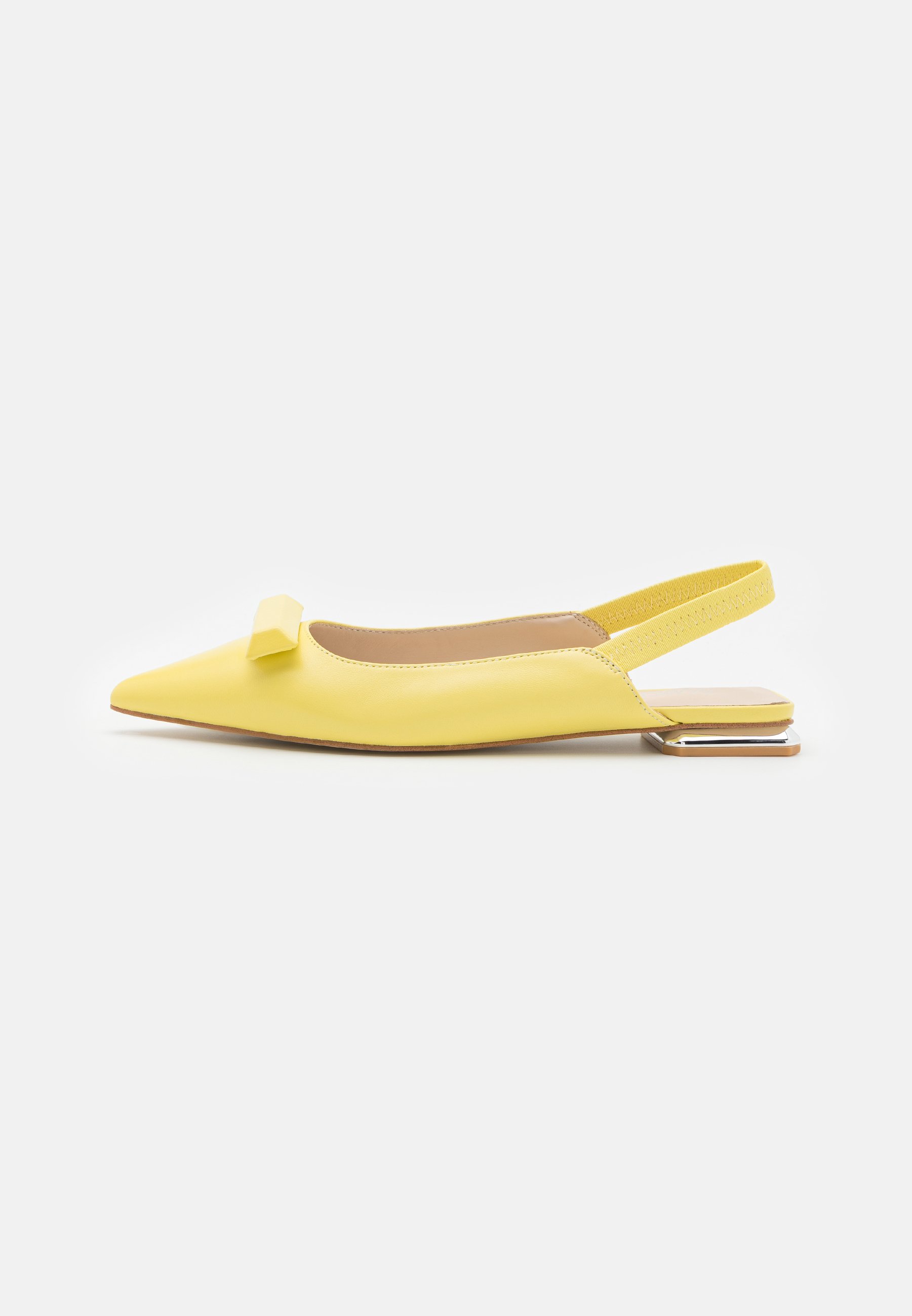 Slingback ballet pumps