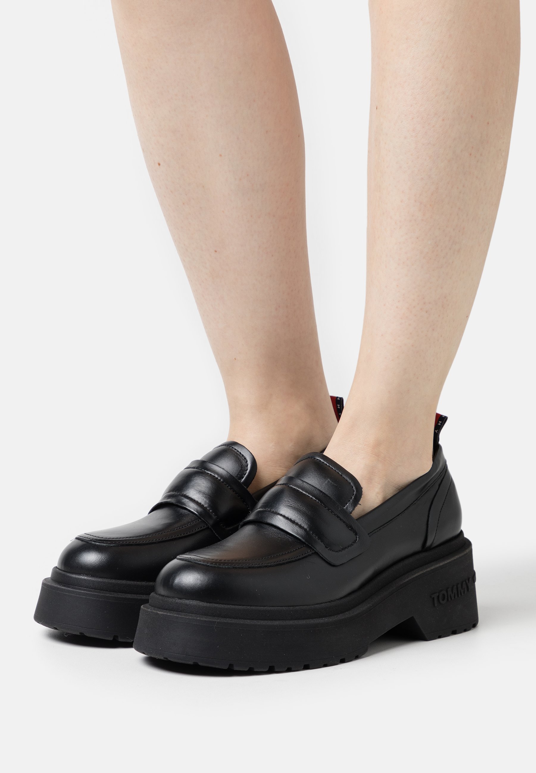 AVA LOAFER - Slip-ons