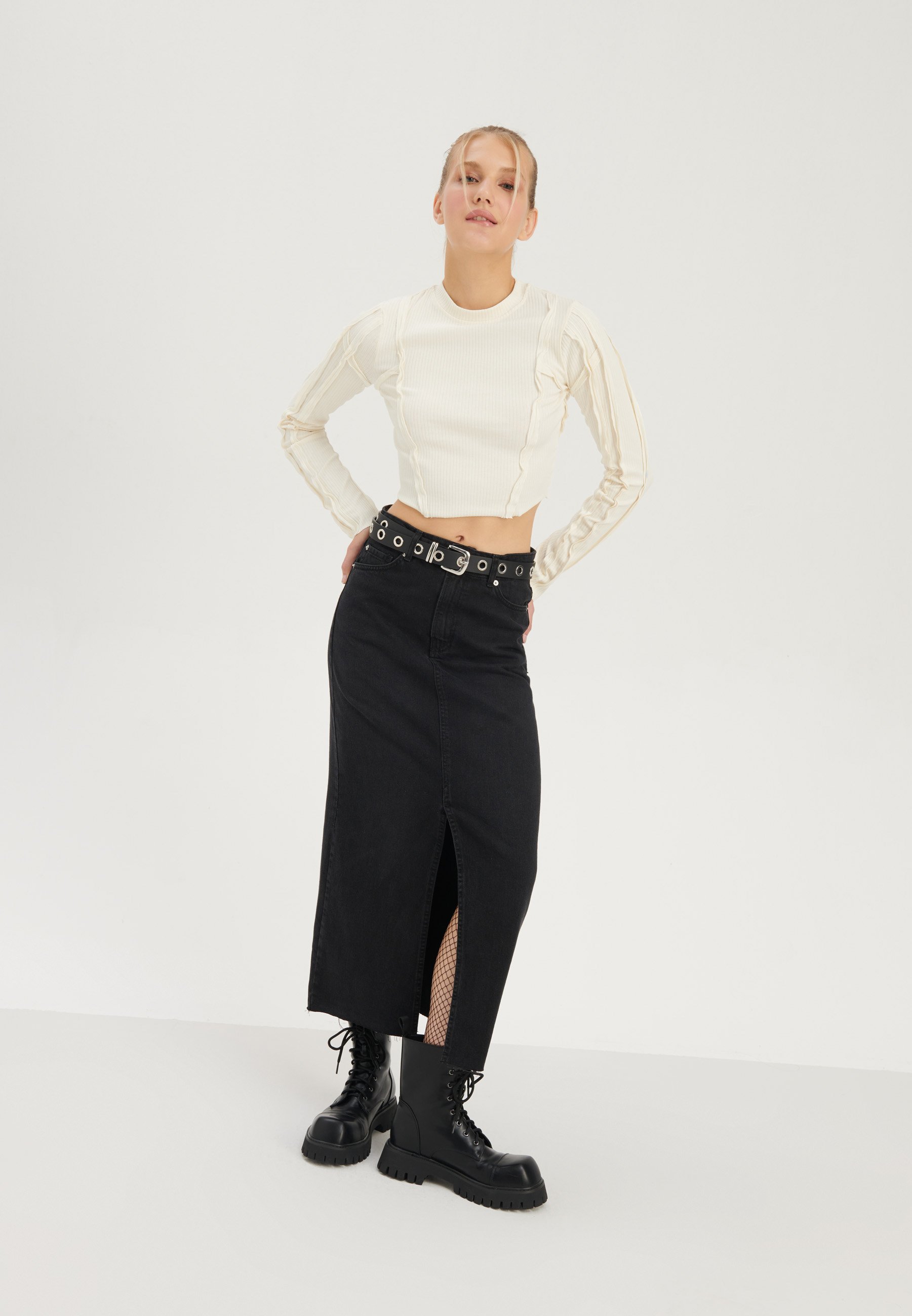Long sleeved top