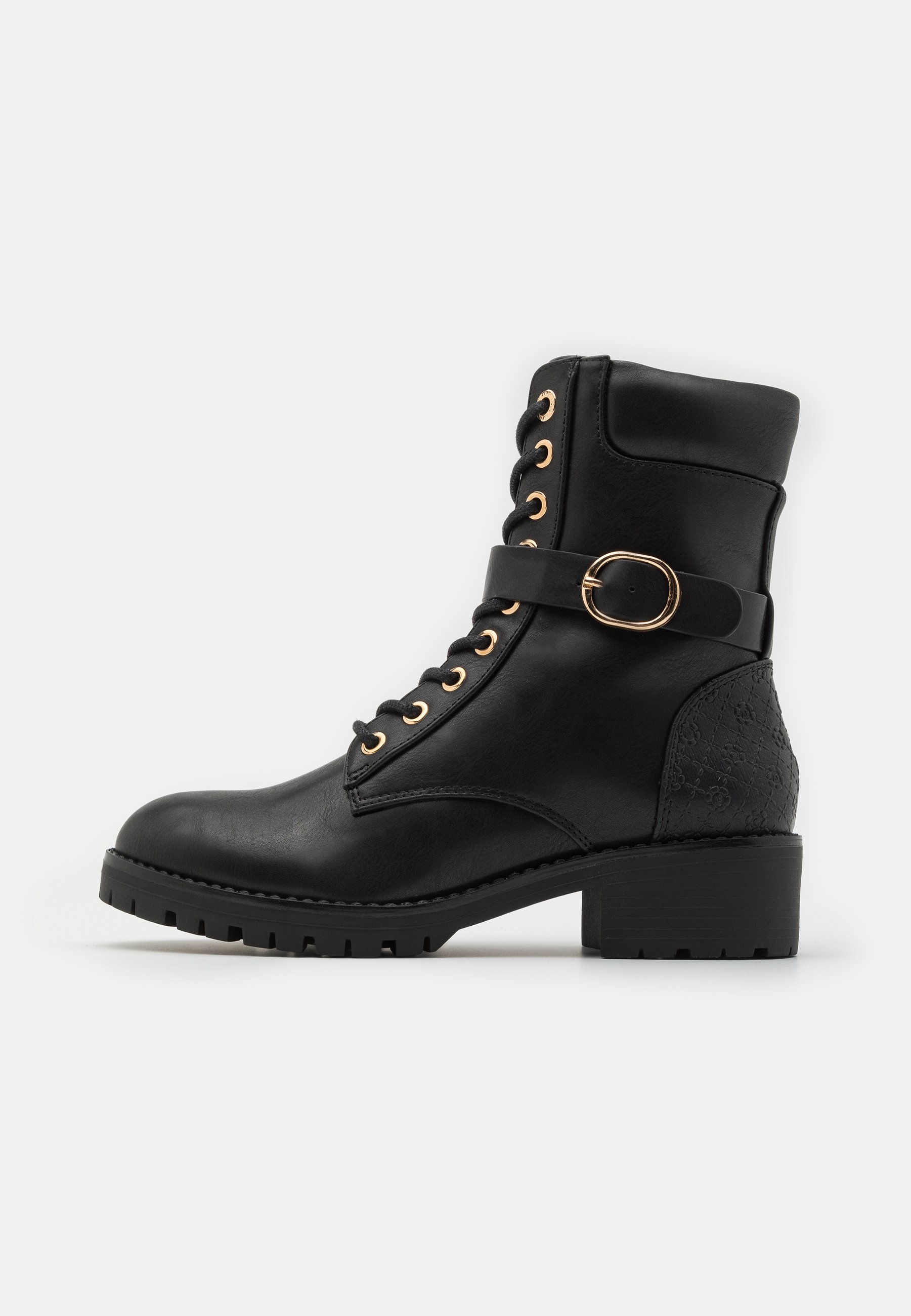 Lace-up ankle boots