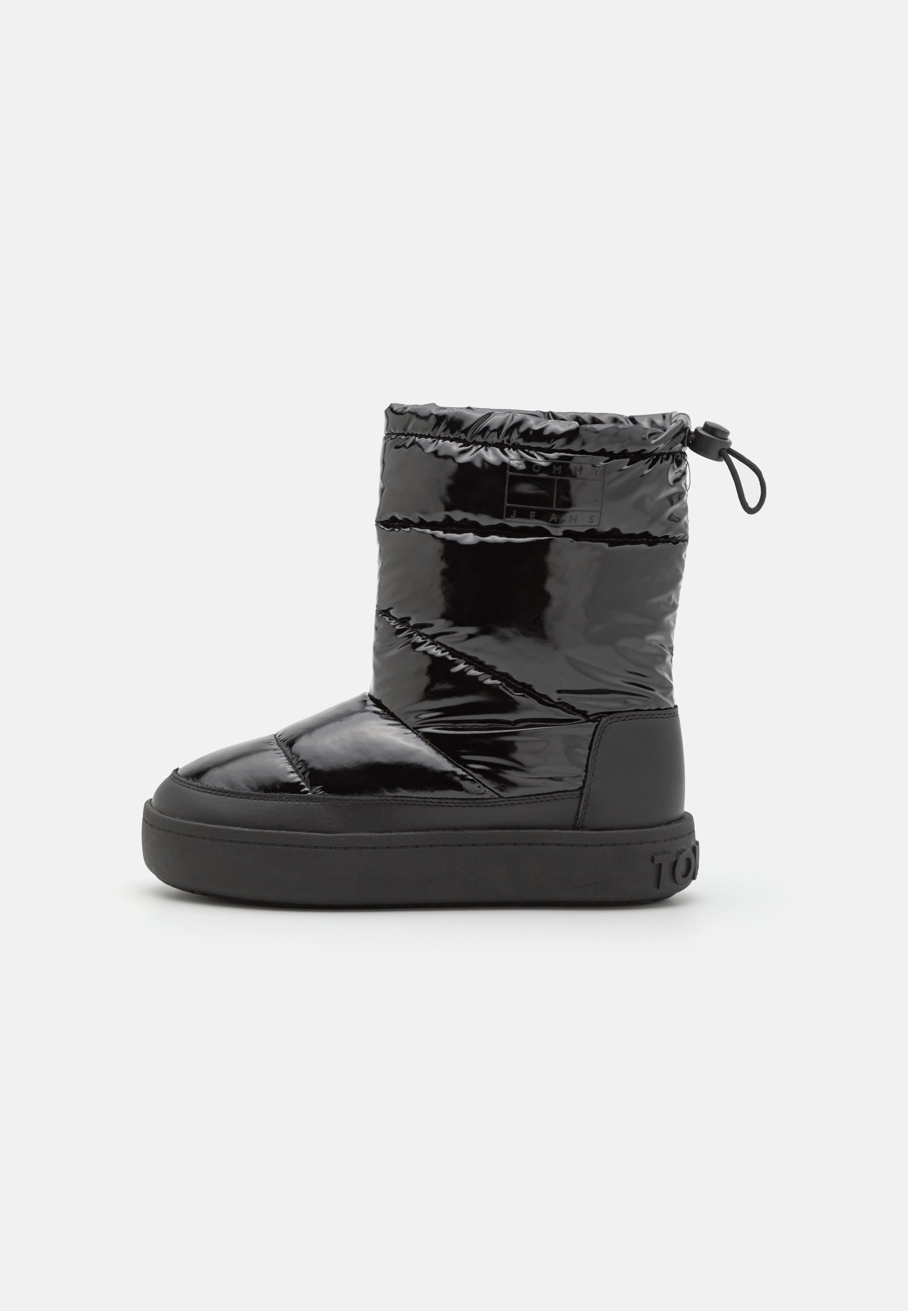 Platform ankle boots