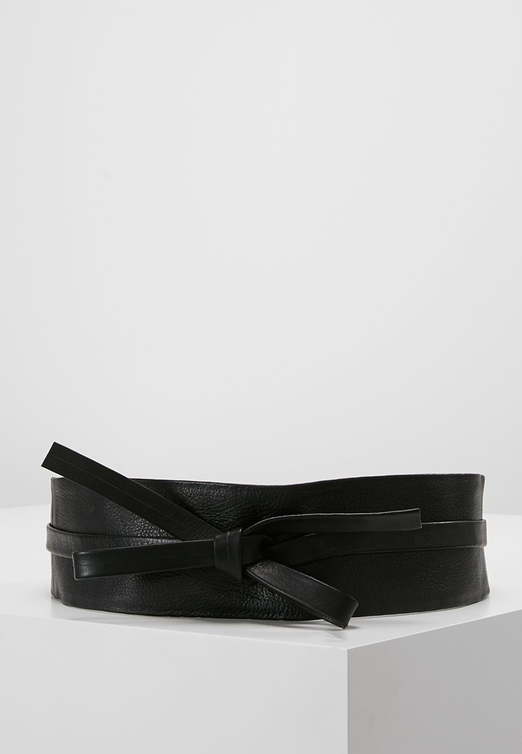 Waist belt