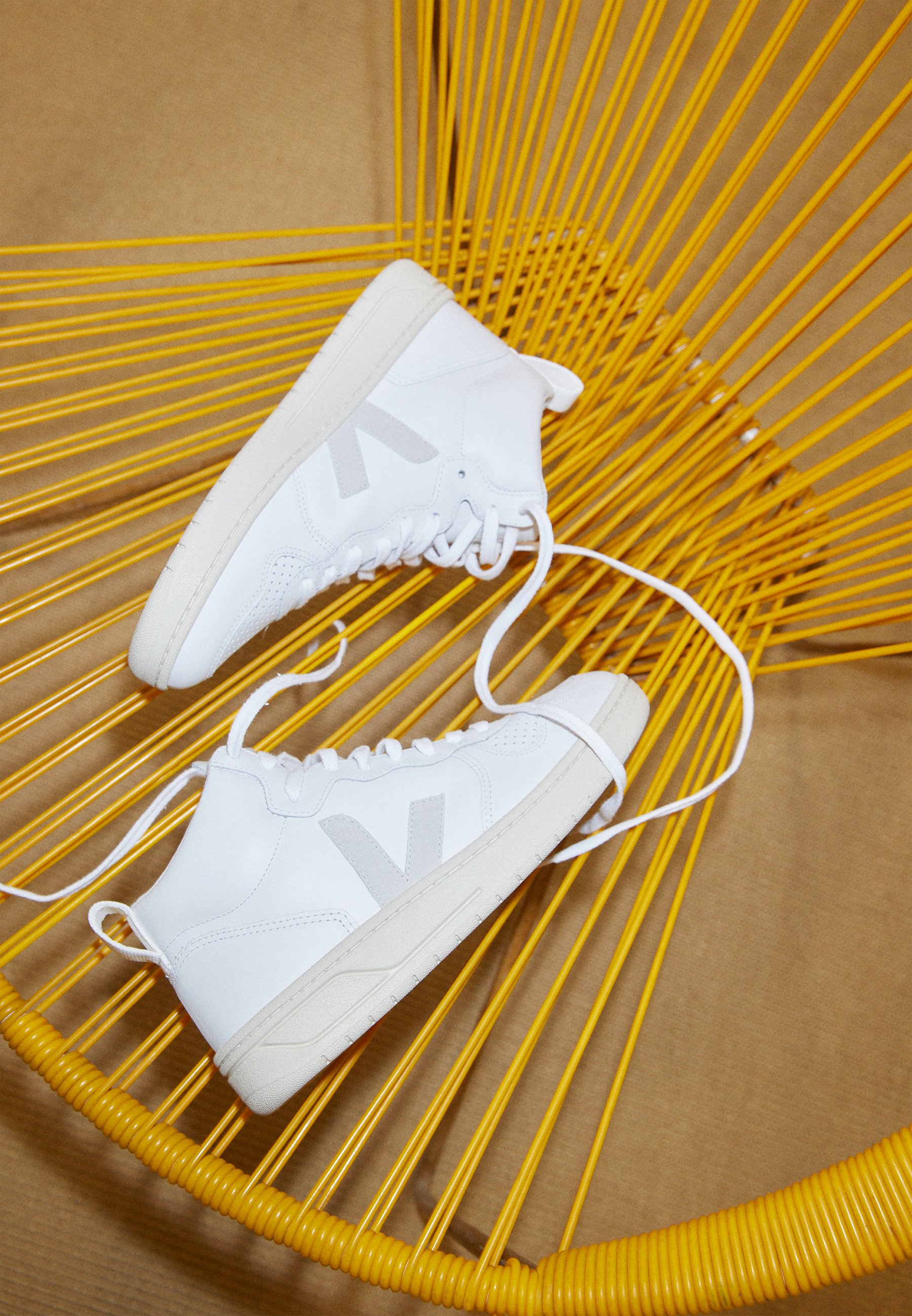 V-15 - High-top trainers