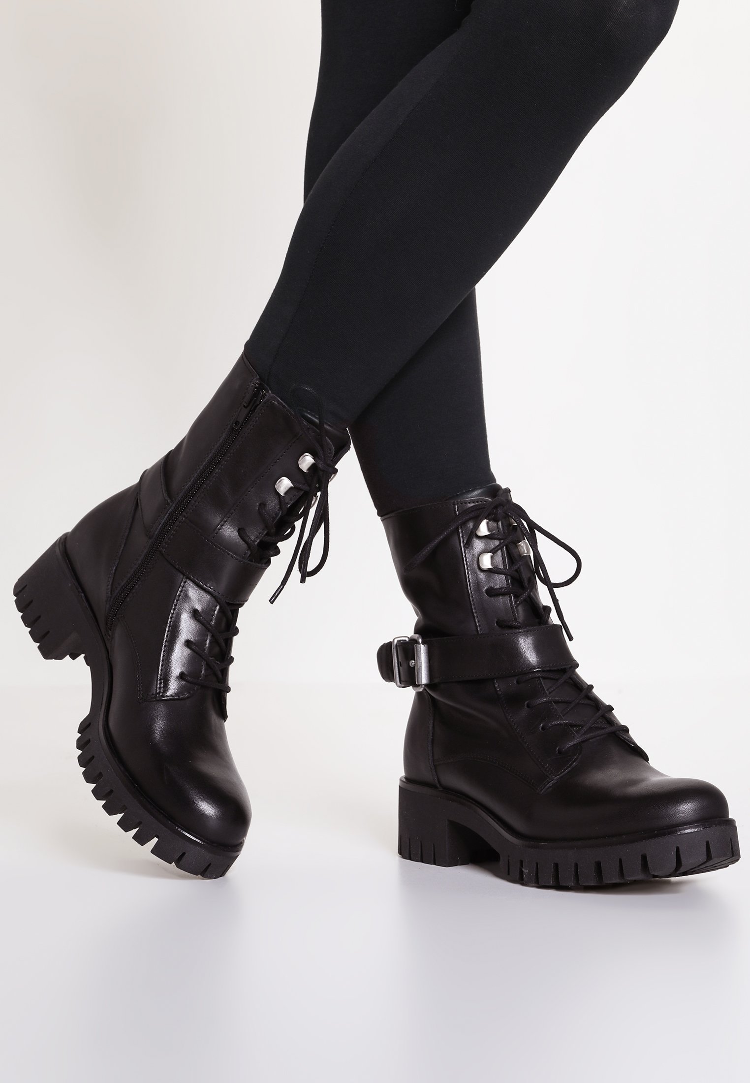 Cowboy/biker ankle boot