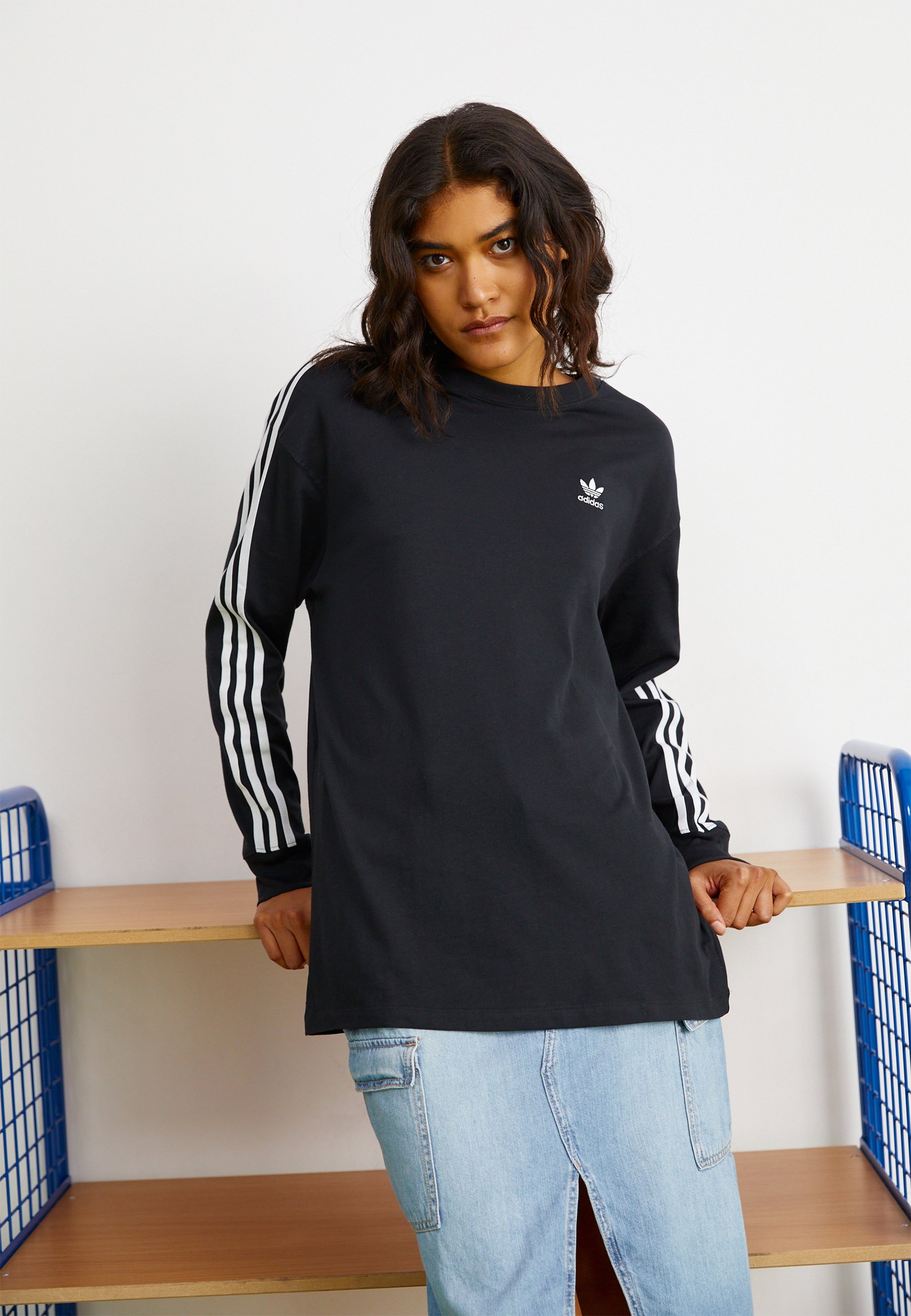 Long sleeved top