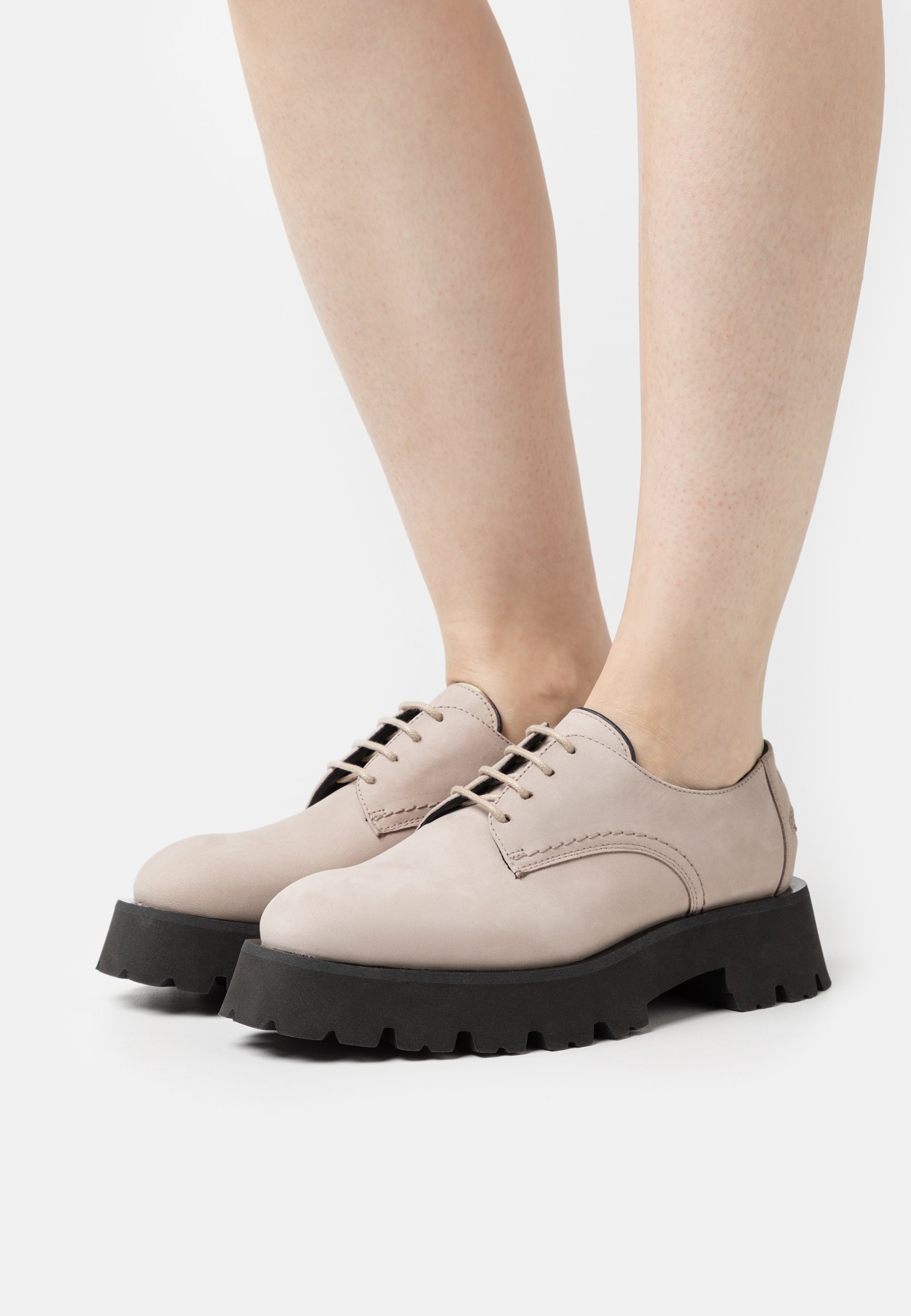 WOMENS SHOE - Lace-ups