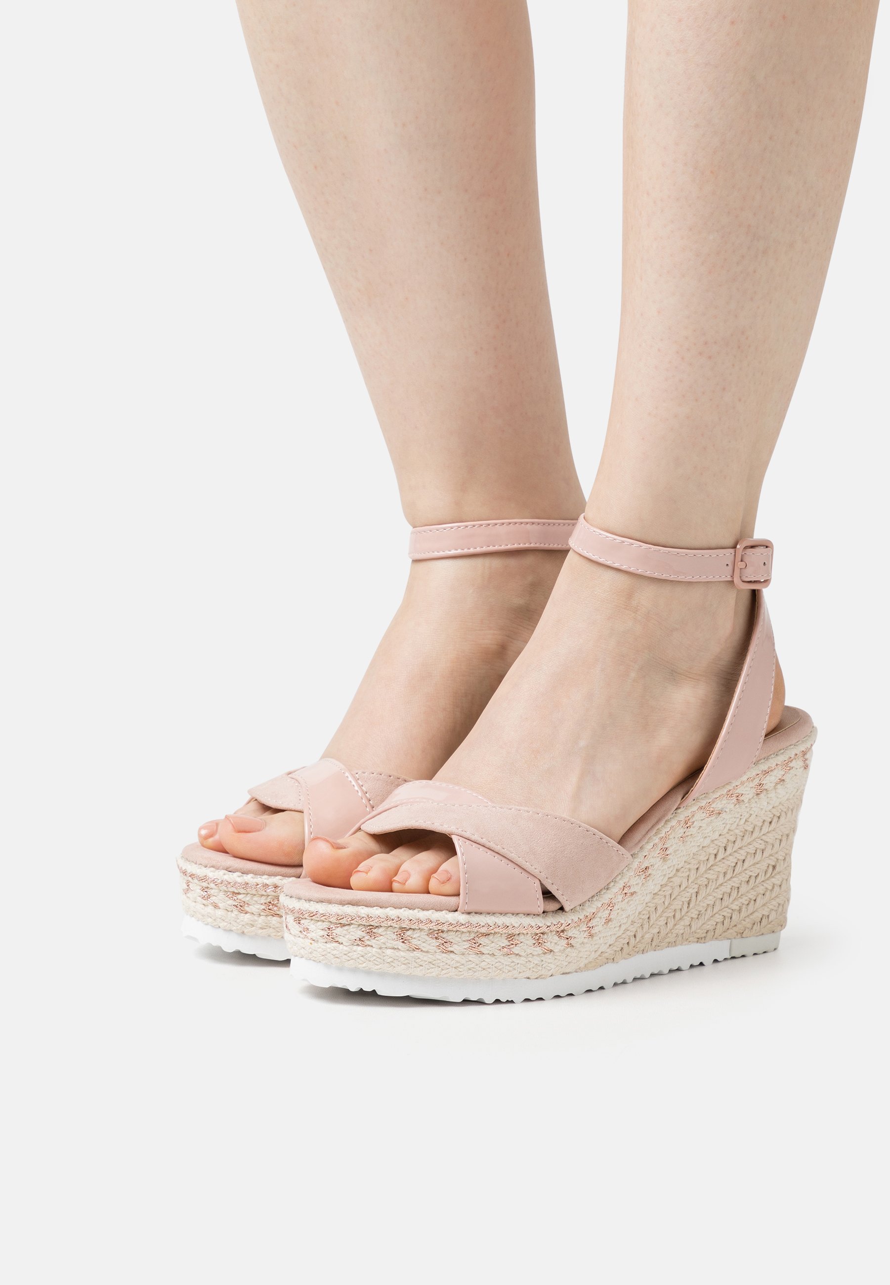 Wedge sandals