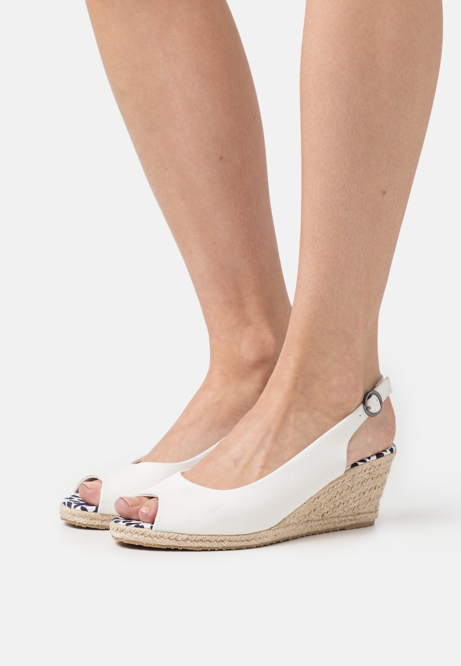 Wedge sandals