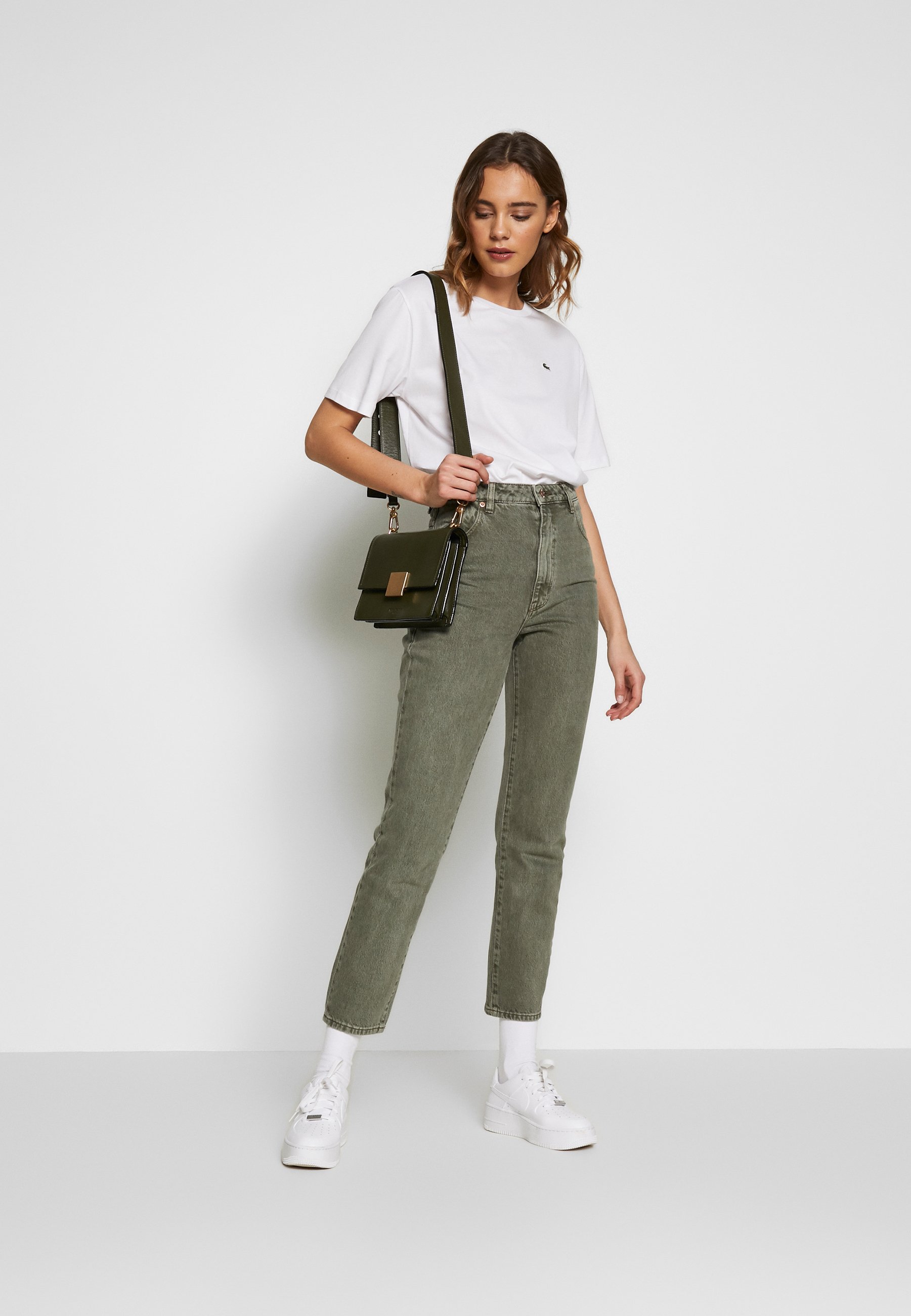 Basic T-shirt